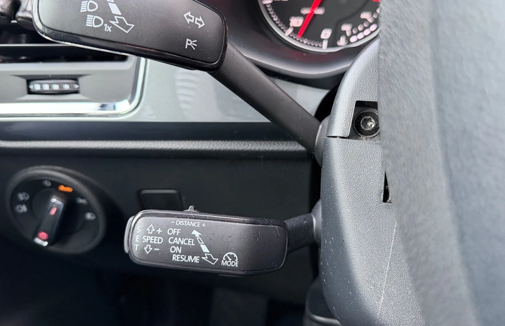 Zunanja slika - Seat Ateca - 1.5 TSI STYLE -Slovensko vozilo + Vlečna kljuka... - 18