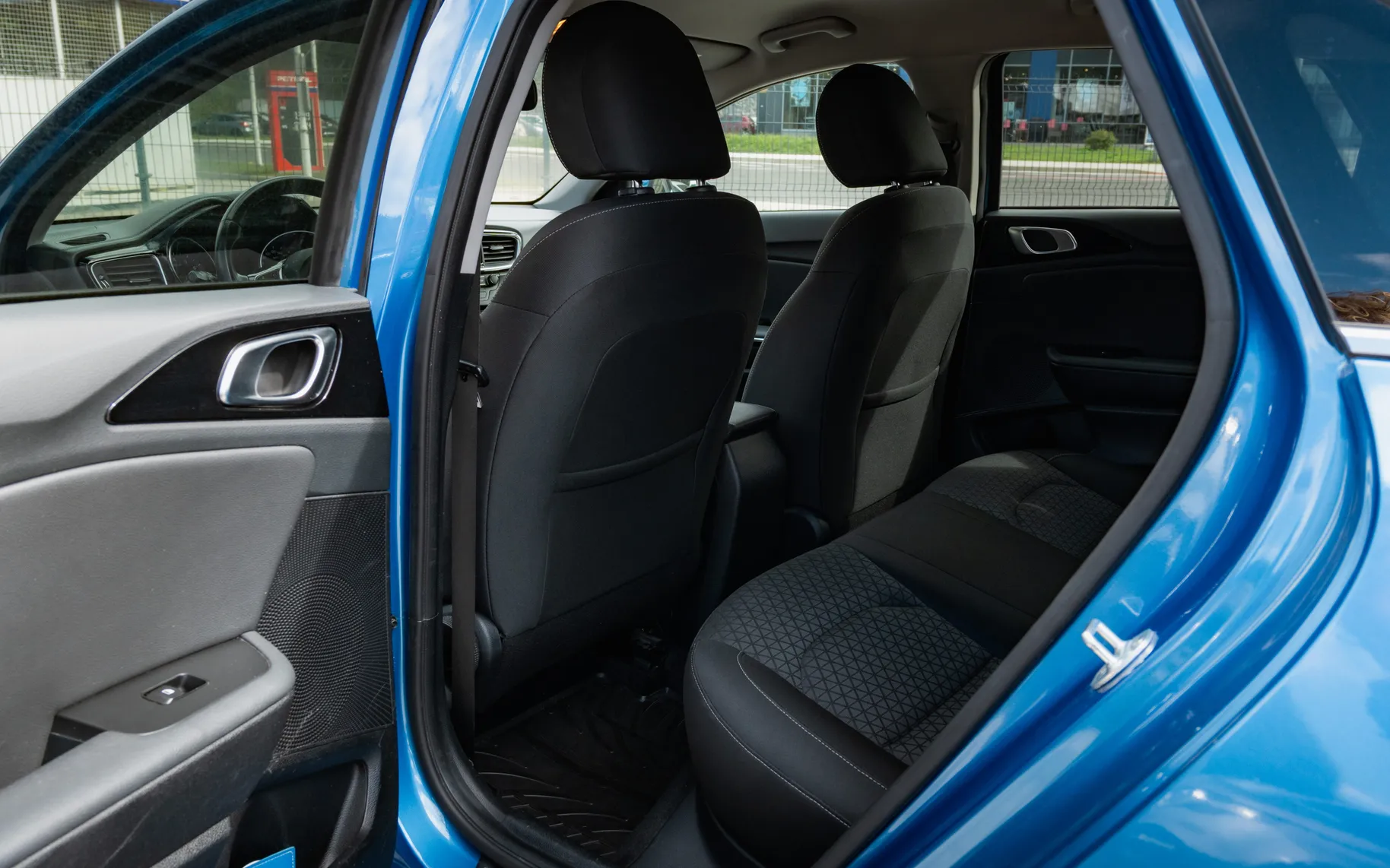 Notranja slika - KIA Ceed - 1,0 T-GDI GT-Line ISG - 8