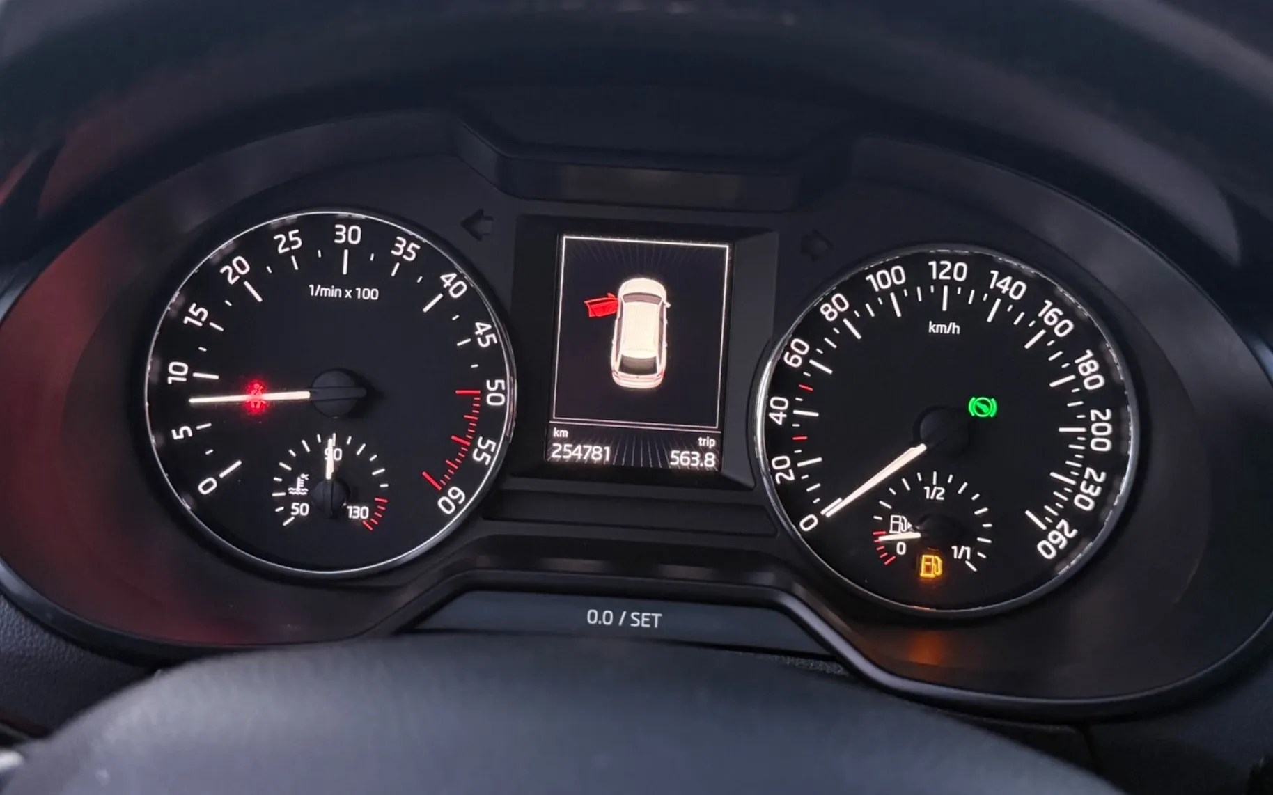 Notranja slika - Škoda Octavia - 1.6 TDI DSG-XENON+LED-LIZING ZA TUJCE-NAVI - 10