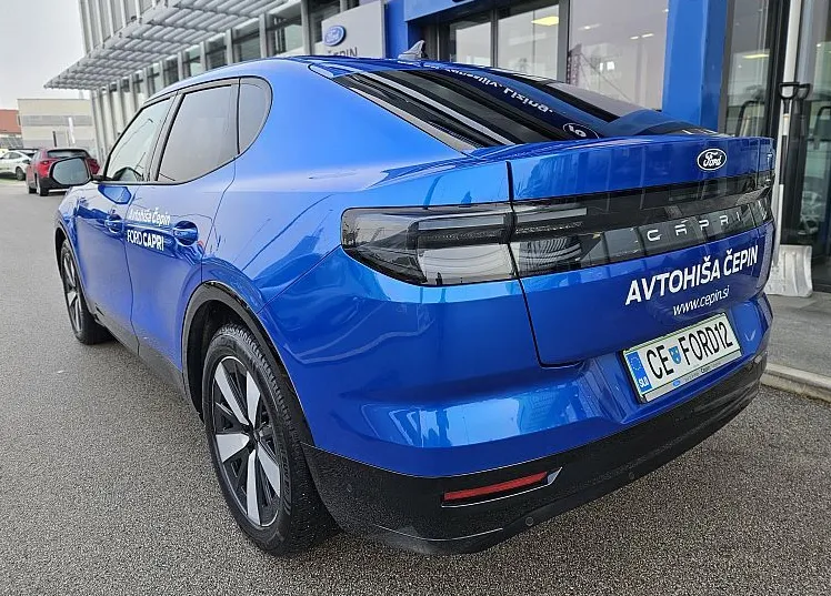 Zunanja slika - Ford Capri - 79 kWh 250 kW  340 KM  samodejni AWD - 8