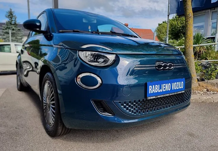 Zunanja slika - Fiat 500C - 500E Cabrio - 5