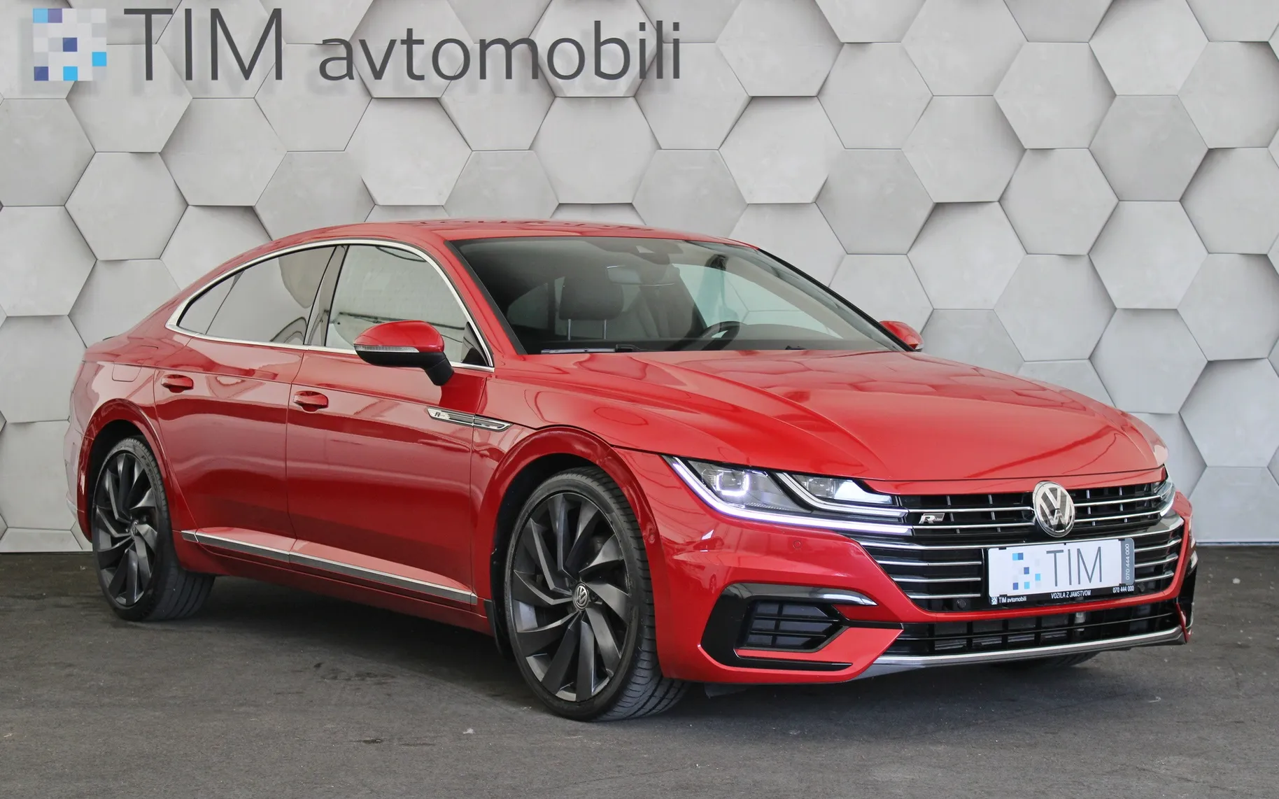 Zunanja slika - Volkswagen Arteon - 2.0 TDI 4-Motion DSG R-Line 200KM - 2