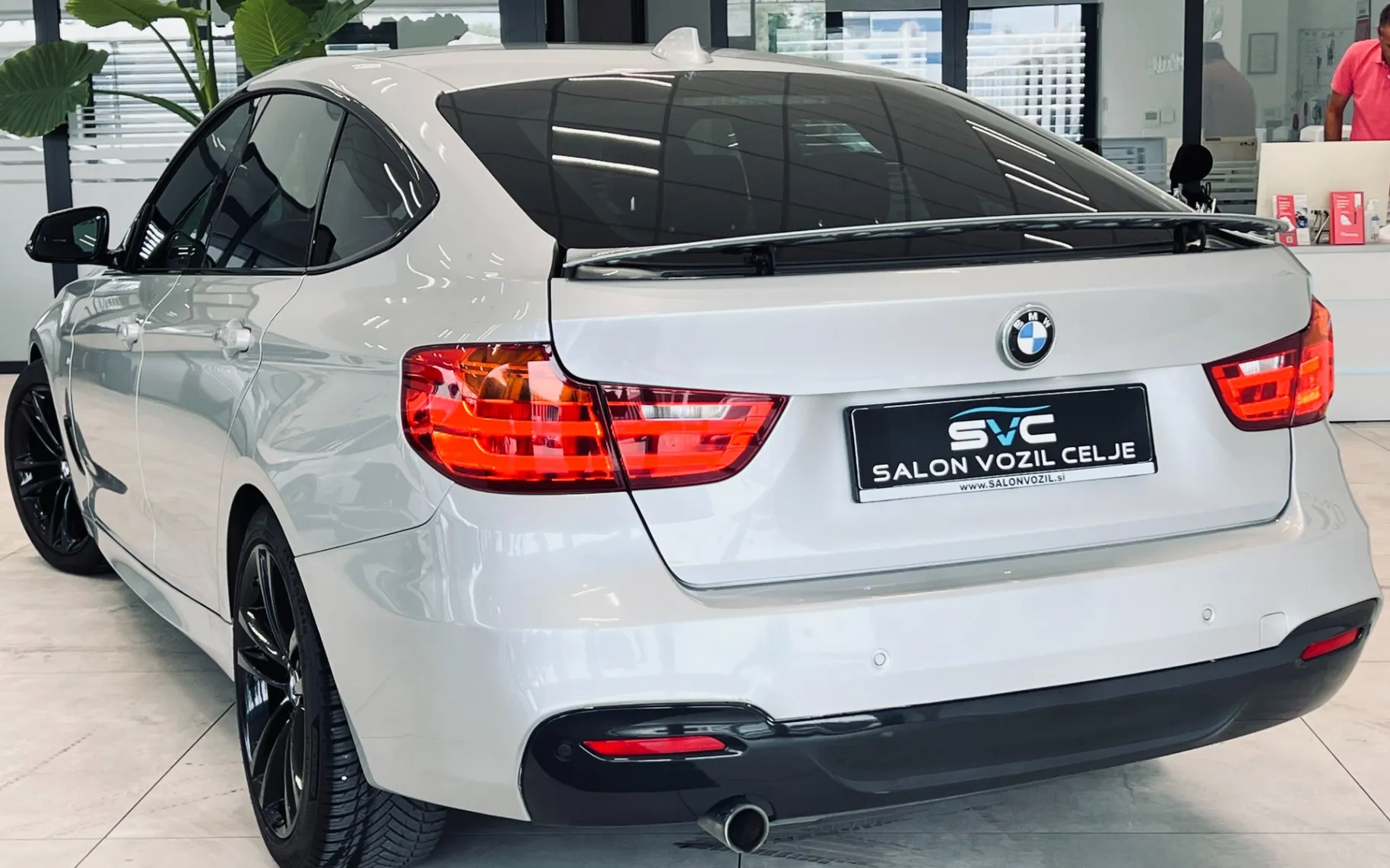 Zunanja slika - BMW Serija 3 - 318d-M-PAKET-AUT - 7