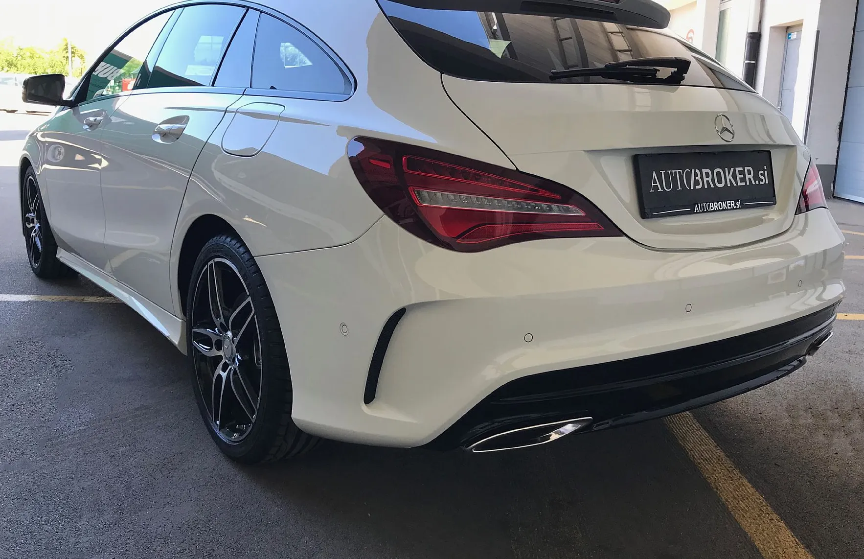 Zunanja slika - Mercedes-Benz CLA-Razred - CLA Shooting Brake 220 d 4M SB Avt. AMG NEPOZABNO DOŽIVETJE - 5
