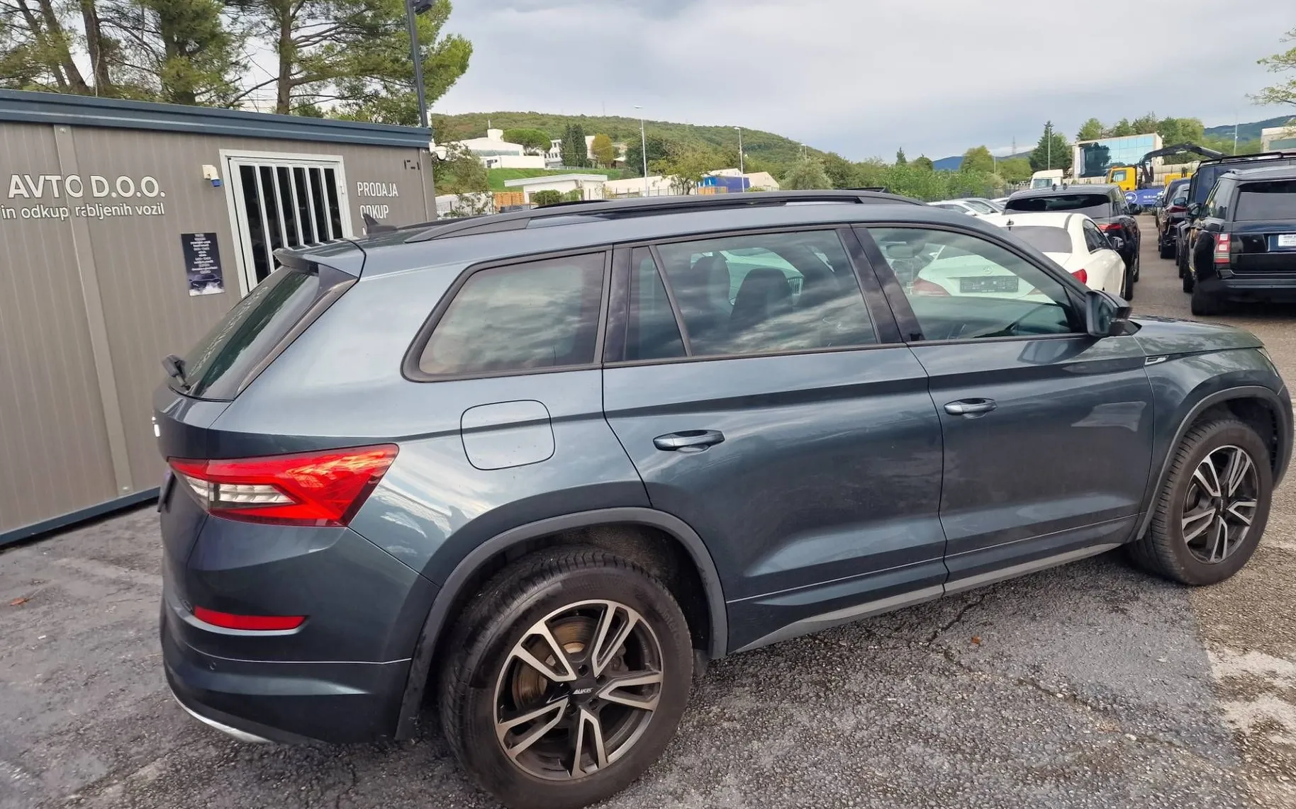 Zunanja slika - Škoda Kodiaq - 2.0 TDI Sportline DSG PANORAMA - 4