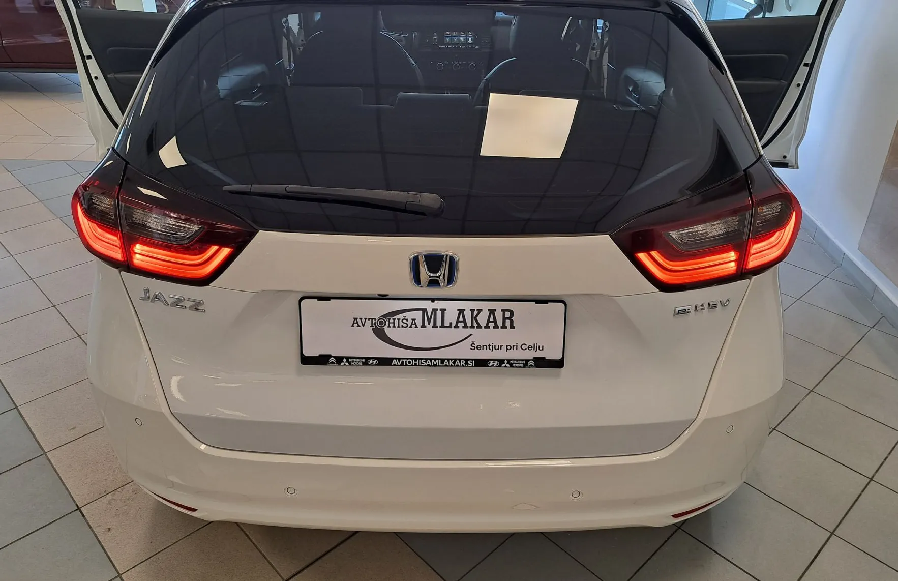 Zunanja slika - Honda Jazz - 1.5 i-MMD Hibrid Executive-1.LASTNIK-SLO- - 5