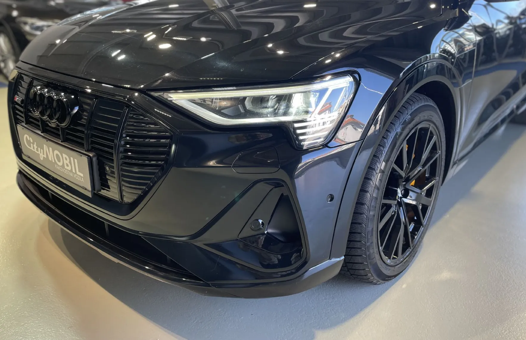 Zunanja slika - Audi e-tron - Sportback 55 quattro S line - 6