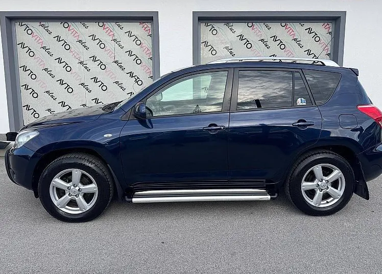 Zunanja slika - Toyota RAV4 - 2.0 Limited Aut. 4x4 - 4