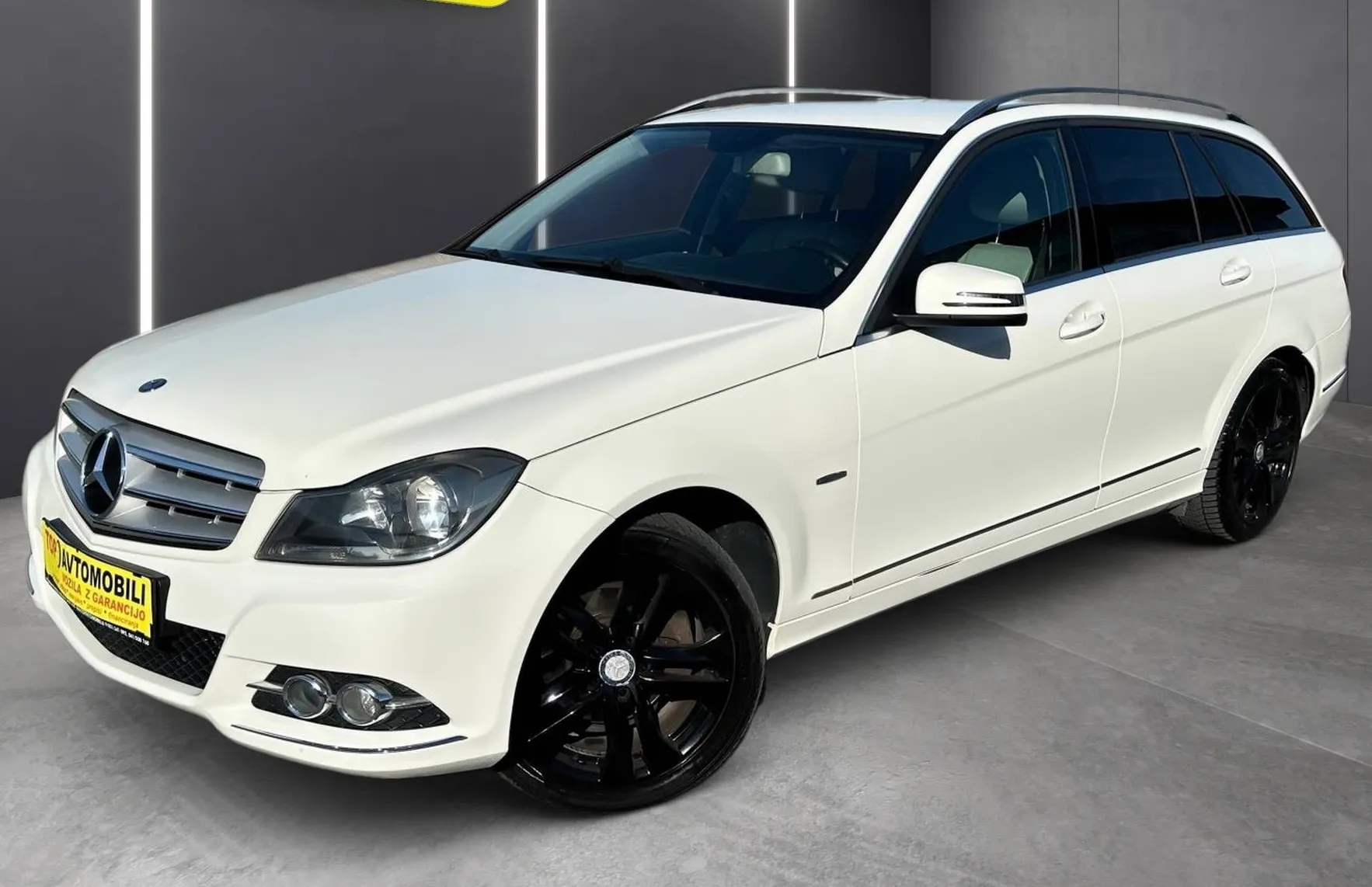 Zunanja slika - Mercedes-Benz C-Razred - C 200 CDI MOŽNOST FINANCIRANJA BREZ POLOGA - 2