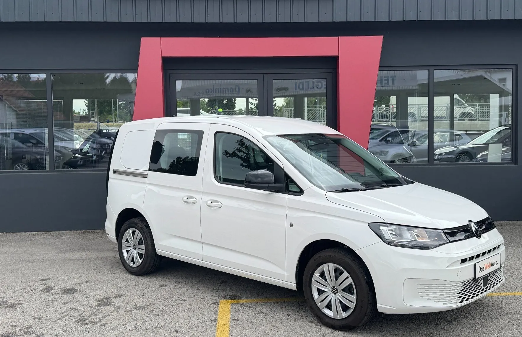 Zunanja slika - Volkswagen Caddy - 2.0 TDI Life N1 - 3
