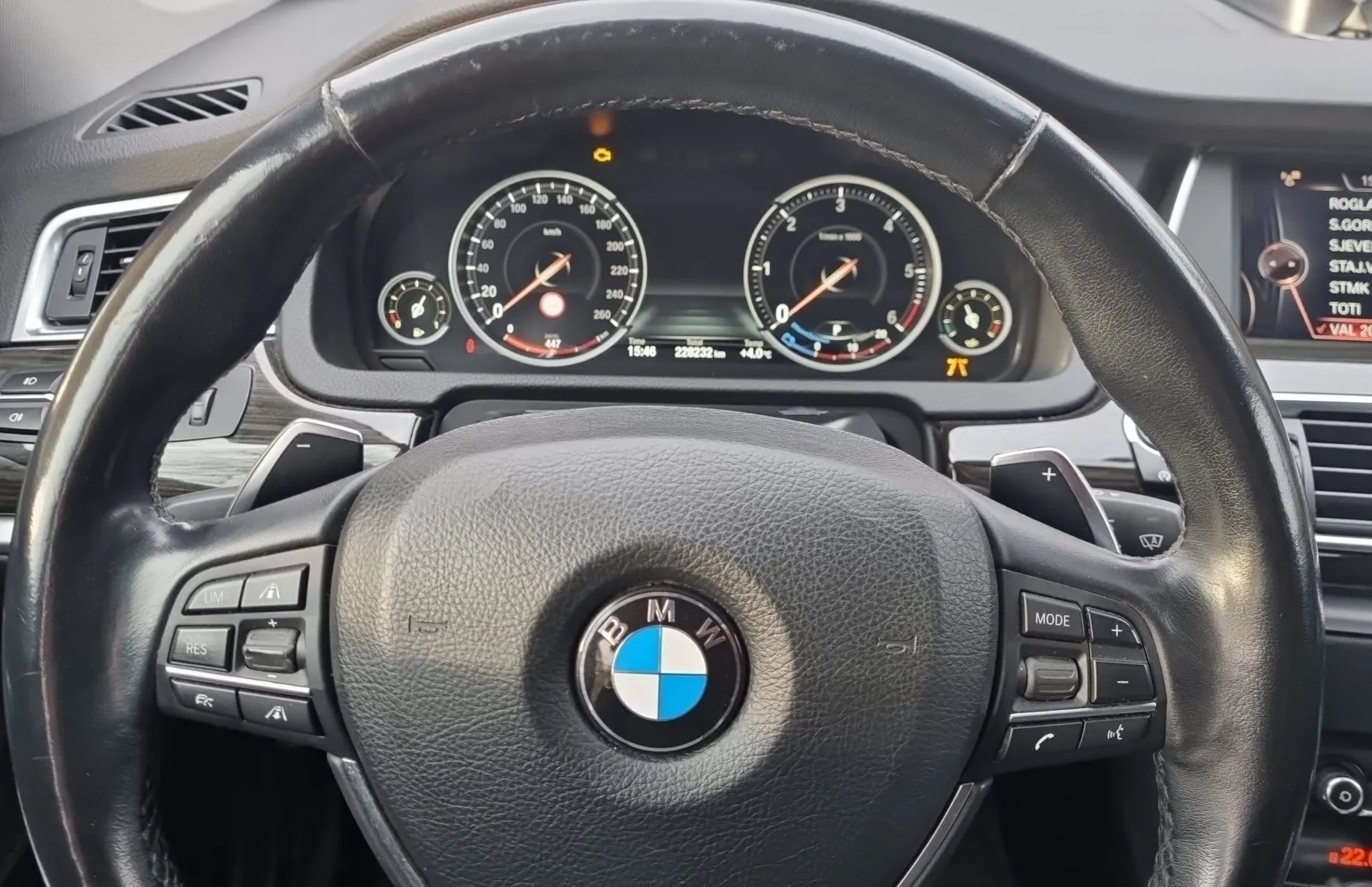 Zunanja slika - BMW serija 5 Gran Turismo: - 530d Luxury Line - 8