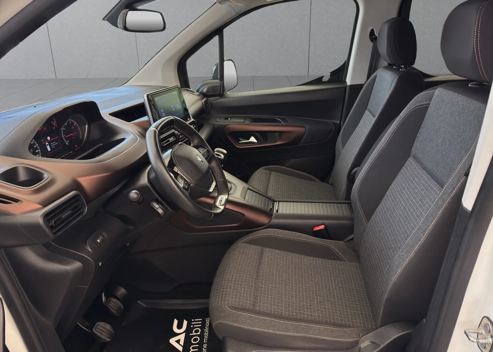 Zunanja slika - Peugeot Rifter - L1 1,5 BlueHDi 130 S&S - 6