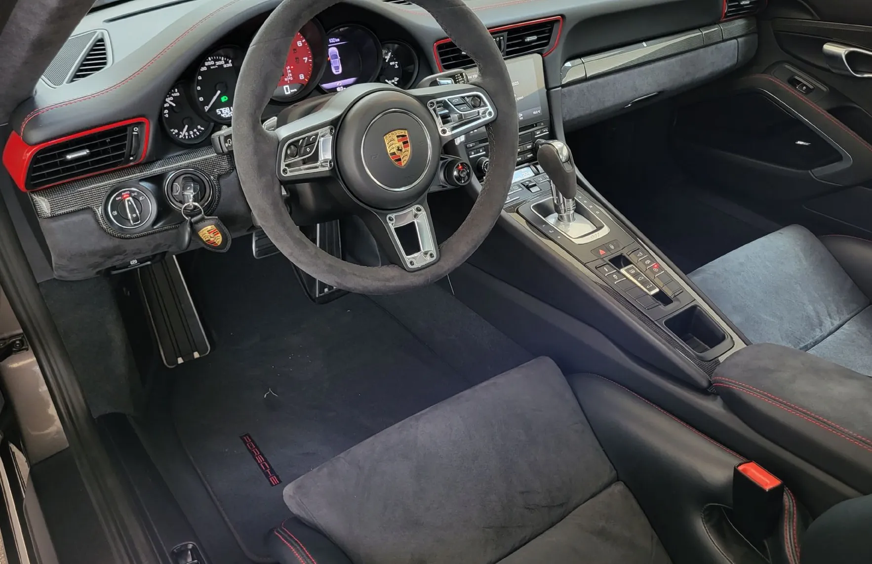 Zunanja slika - Porsche 911 - 3.0 CARRERA 4 GTS - 11