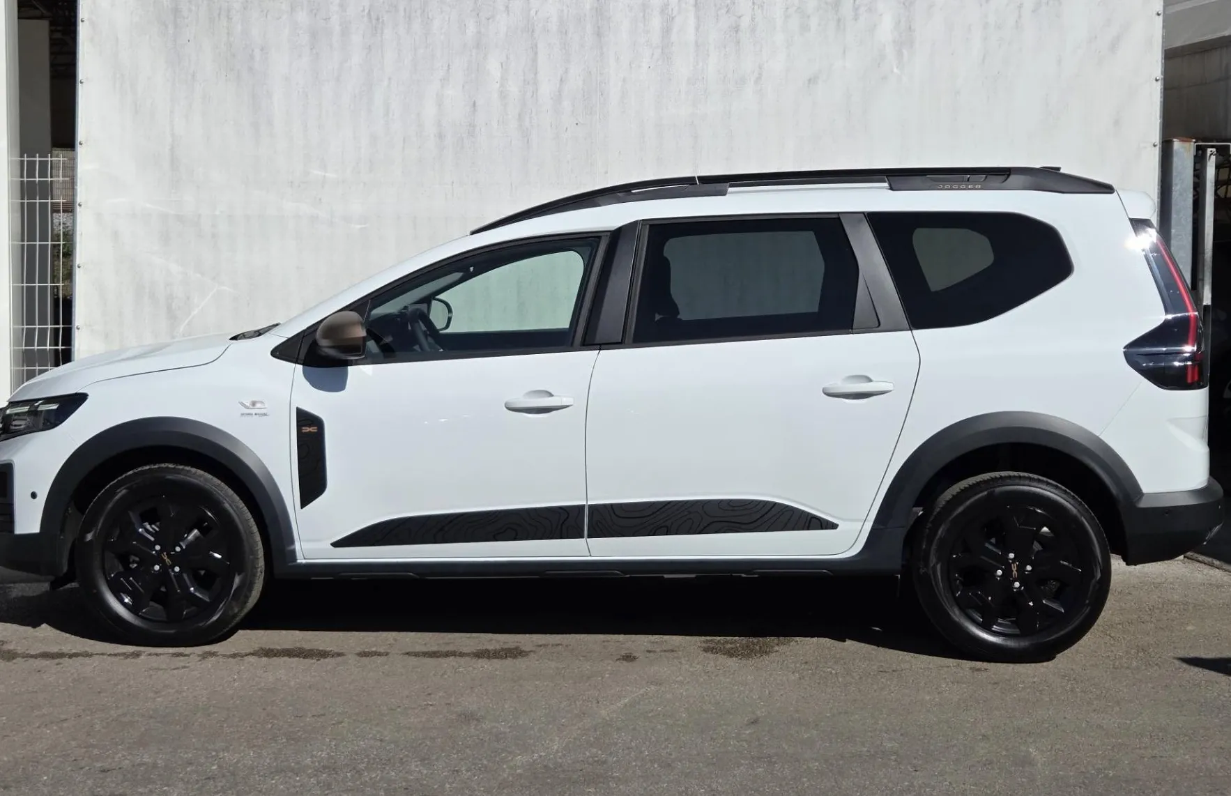 Zunanja slika - Dacia Jogger - Extreme TCe110+Paket Vožnja - 7