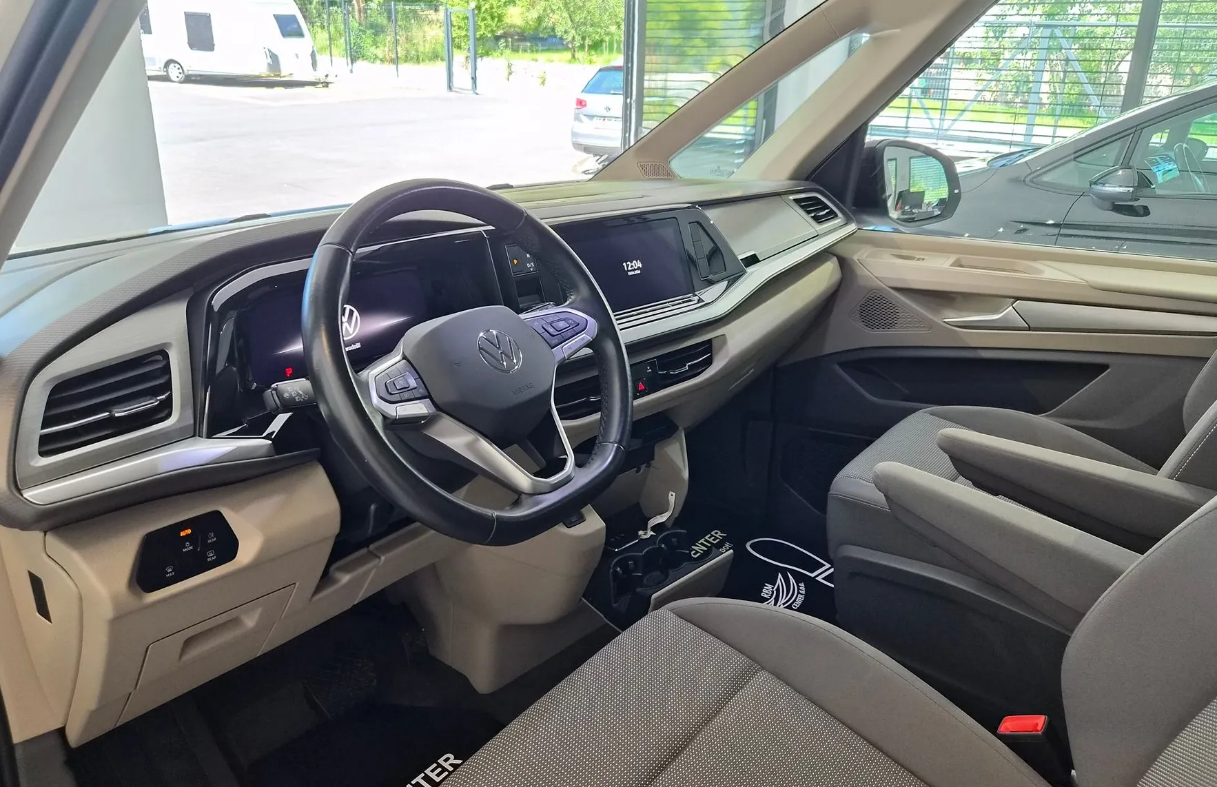 Zunanja slika - VW Multivan - T7 2.0 TDI REZERVIRANO|LED|ACC|MRTVI KOT|VIRTUAL - 7