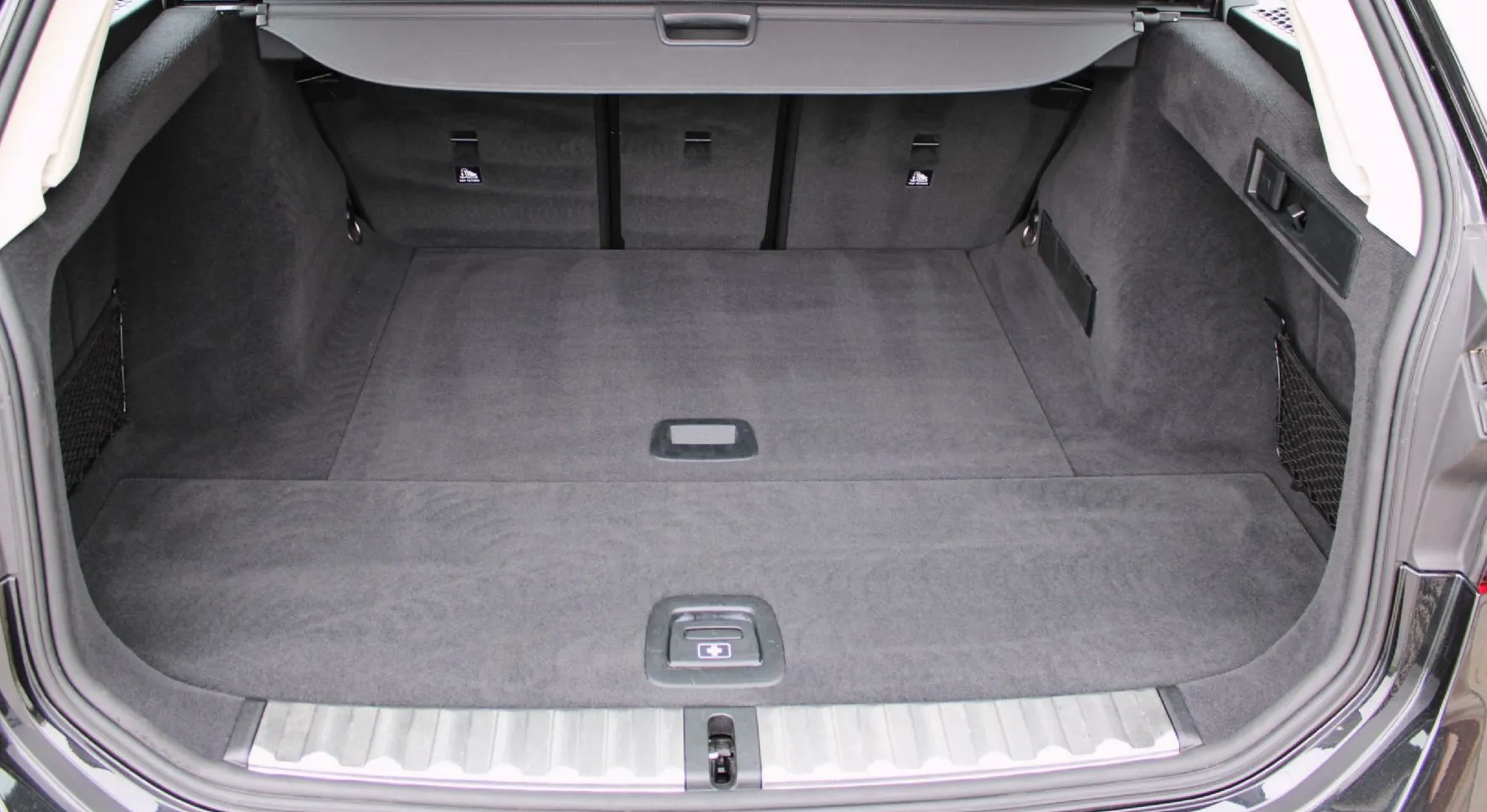 Zunanja slika - BMW Serija 3 - Touring: 318dA Touring Advantage Avt. ALU NAVI PDC LED - 14
