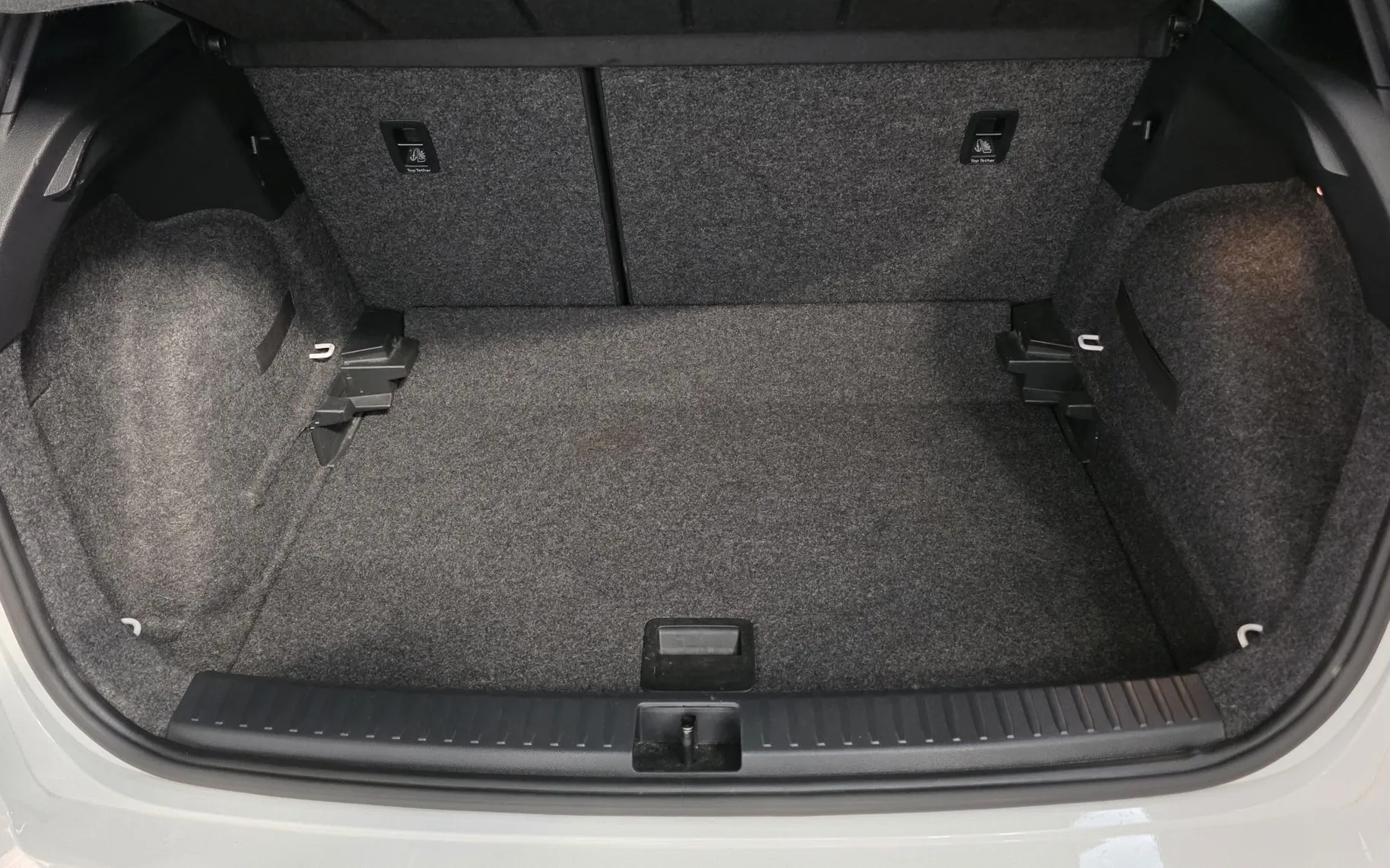 Zunanja slika - Seat Arona - 1,0 TSI FR SLO 1.LAST TEMP LED KAM ALU - 18