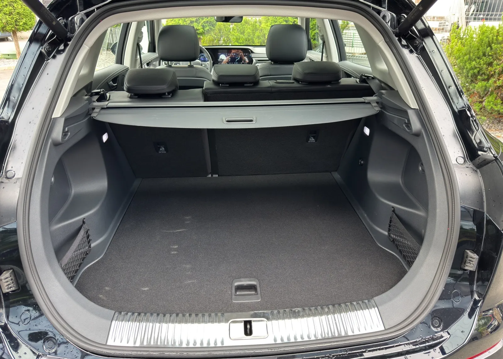 Zunanja slika - Hongqi HS5 - 2.0T AWD + PANORAMA +KEYLESS+ BLIS + 360 + GRETJE - 18