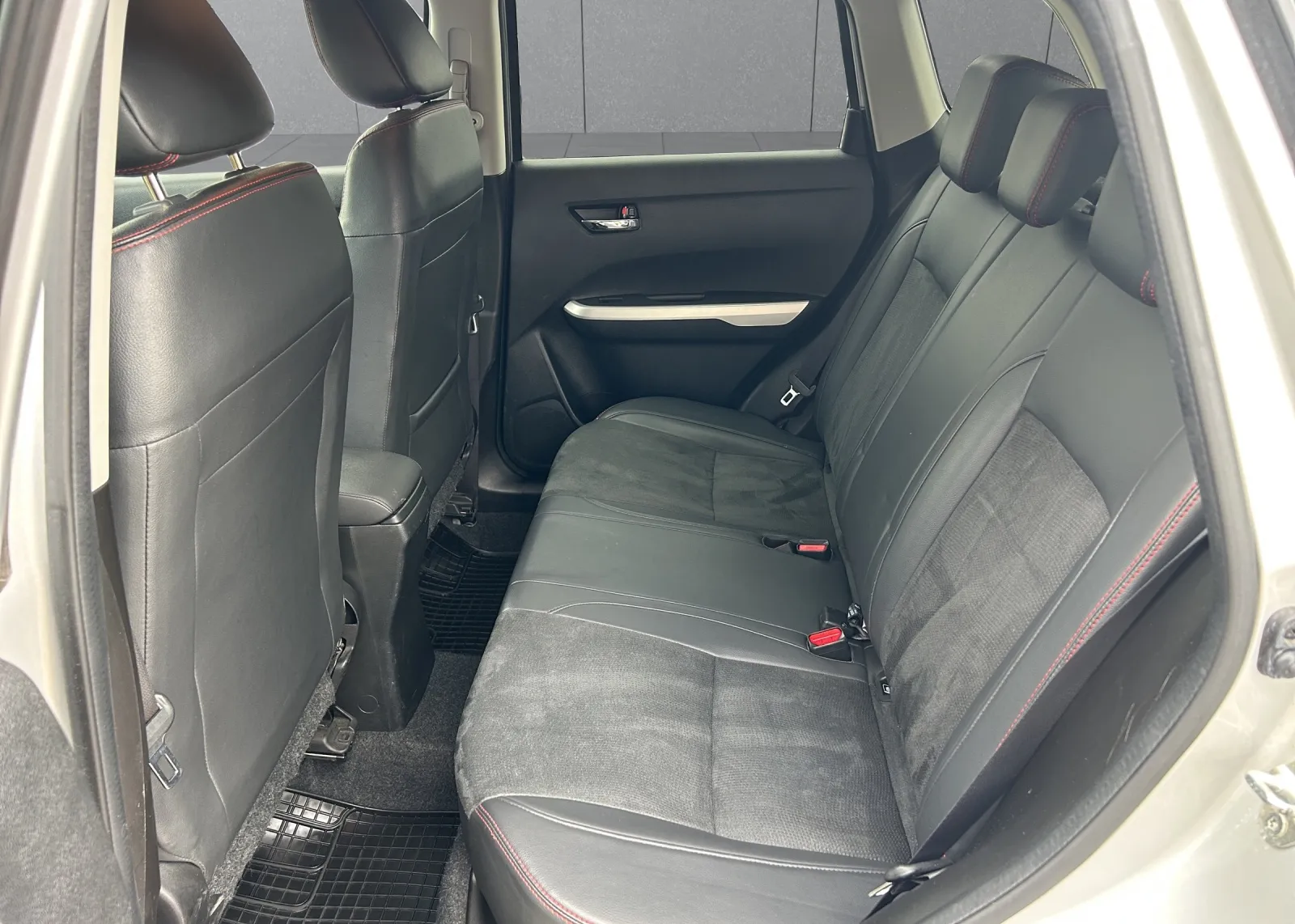 Zunanja slika - Suzuki Vitara - 1,4 Boosterjet S - 7