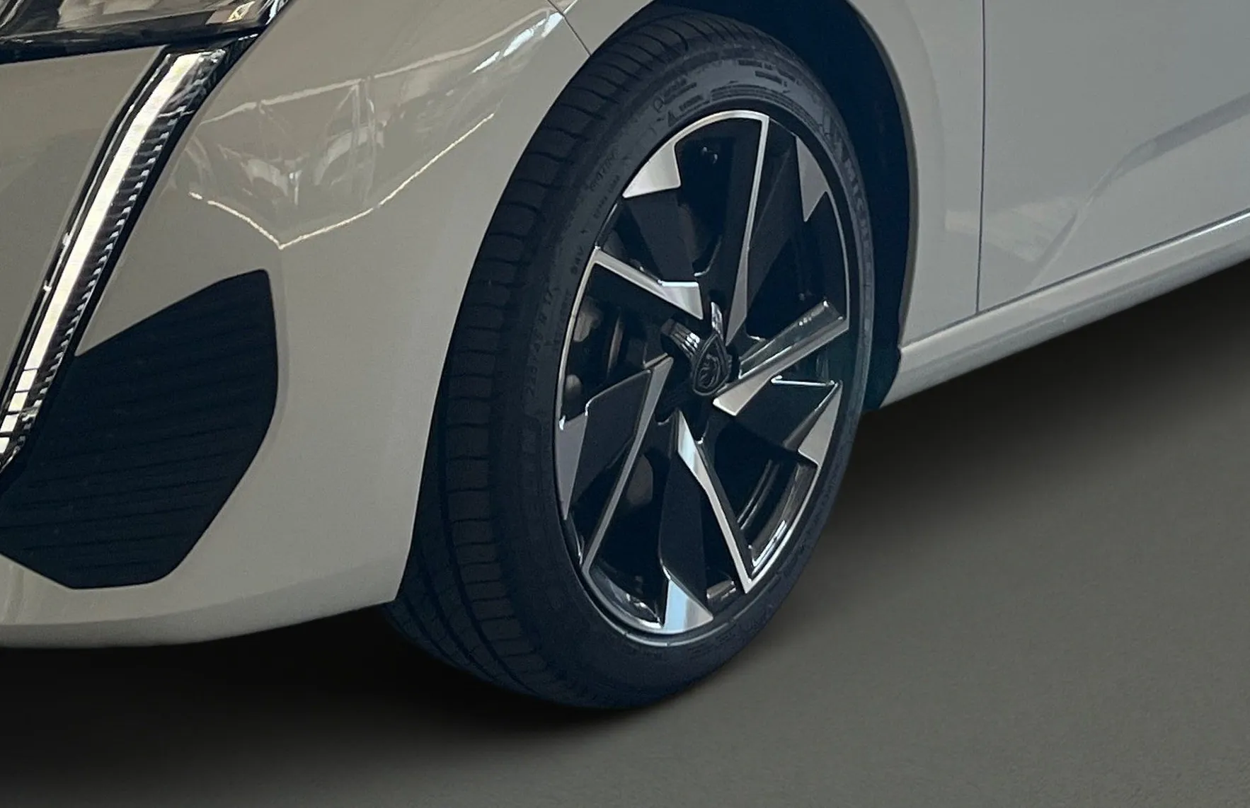 Zunanja slika - Peugeot 308 - SW 1.5 BlueHDI 130 STT Allure Avt. - 6