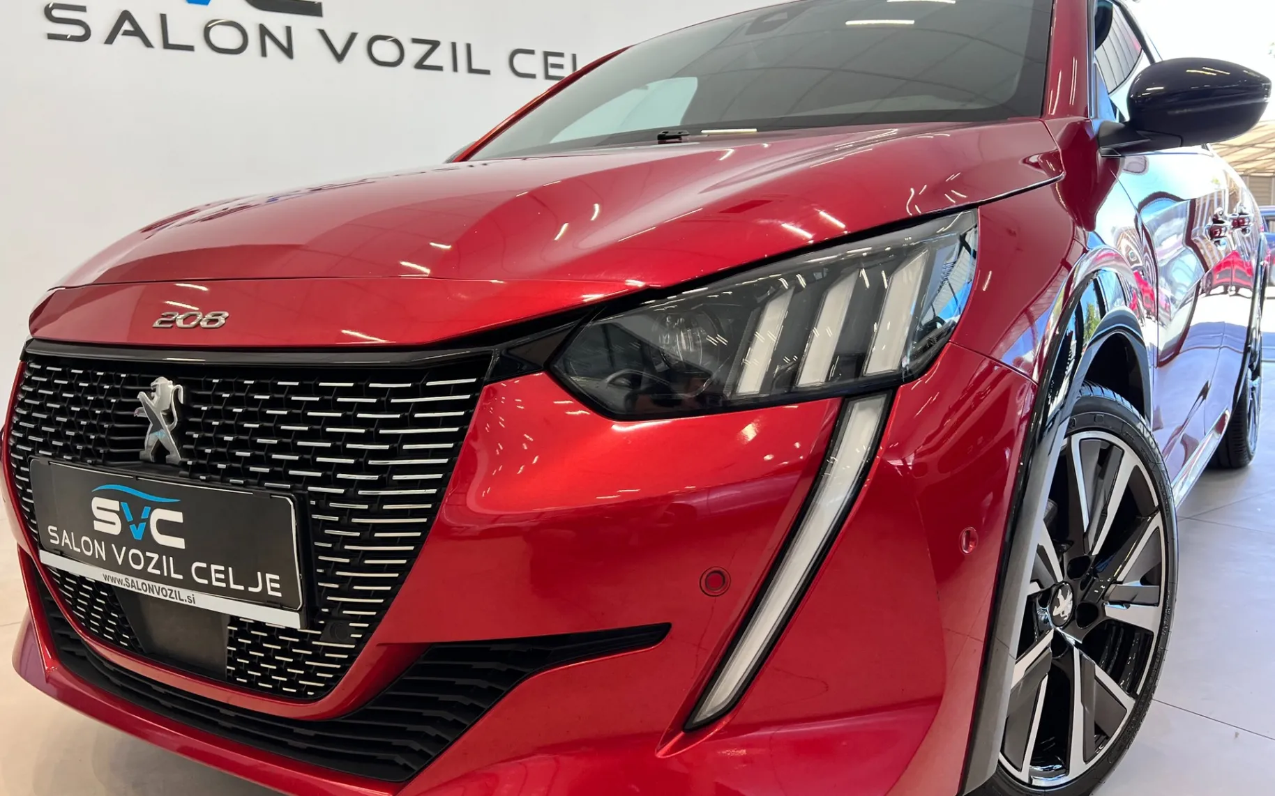 Zunanja slika - Peugeot 208 - 1.2-100KM-GT-AUT-FULL-LED-VIRTUAL-AMBIENT-ASSIST - 1