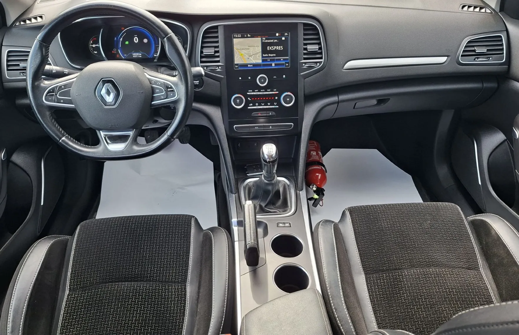 Zunanja slika - Renault Mégane - Megane Energy 1.2 TCe INTENS 4X NOVE ZIMSKE GUME - 10
