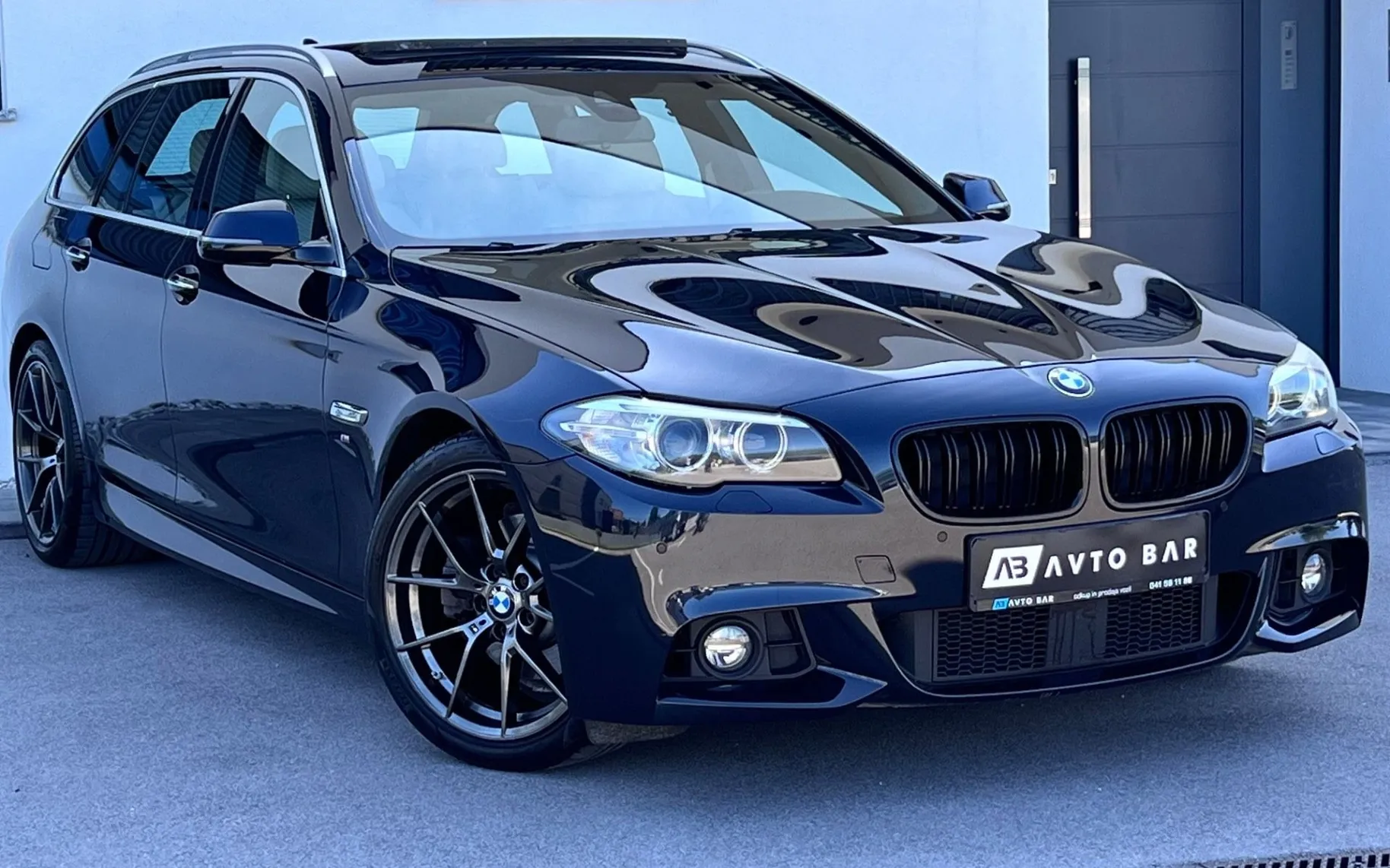 Zunanja slika - BMW serija 5 Touring: - 520d+M OPTIC+LED+19col+VIRTUAL+F1+MEMORY... - 3