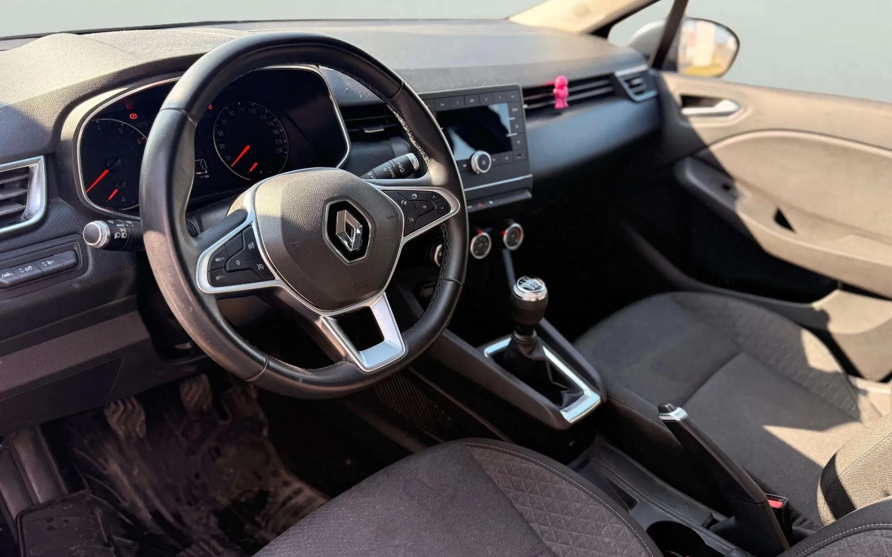 Zunanja slika - Renault Clio - TCe 100 Zen - 8