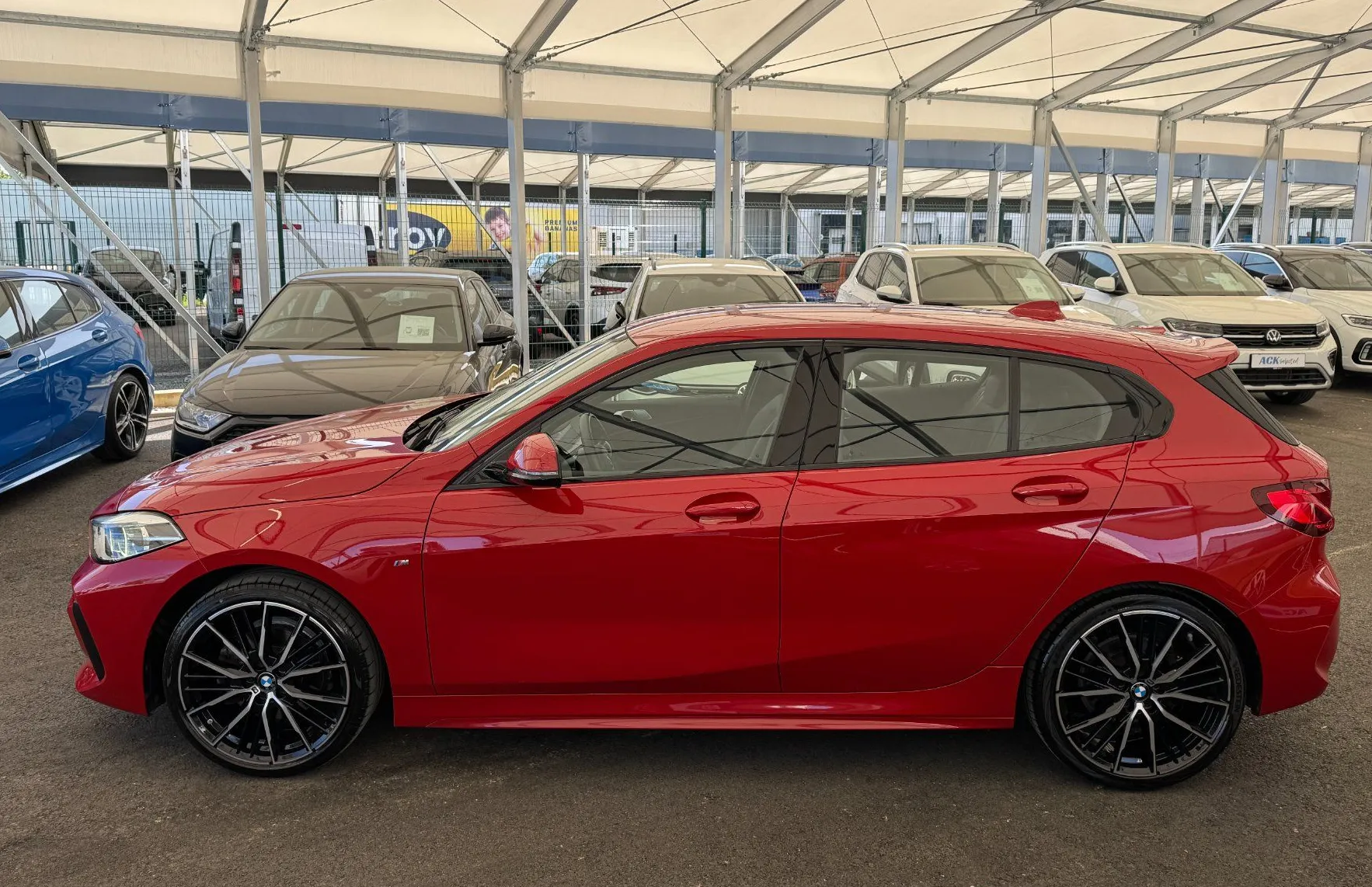 Zunanja slika - BMW Serija 1 - : 118i M Sport Avt. - 4