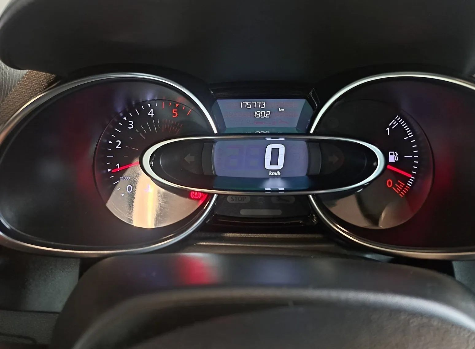 Zunanja slika - Renault Clio - Energy dCi 75 Z ENOLETNIM JAMSTVOM - 13