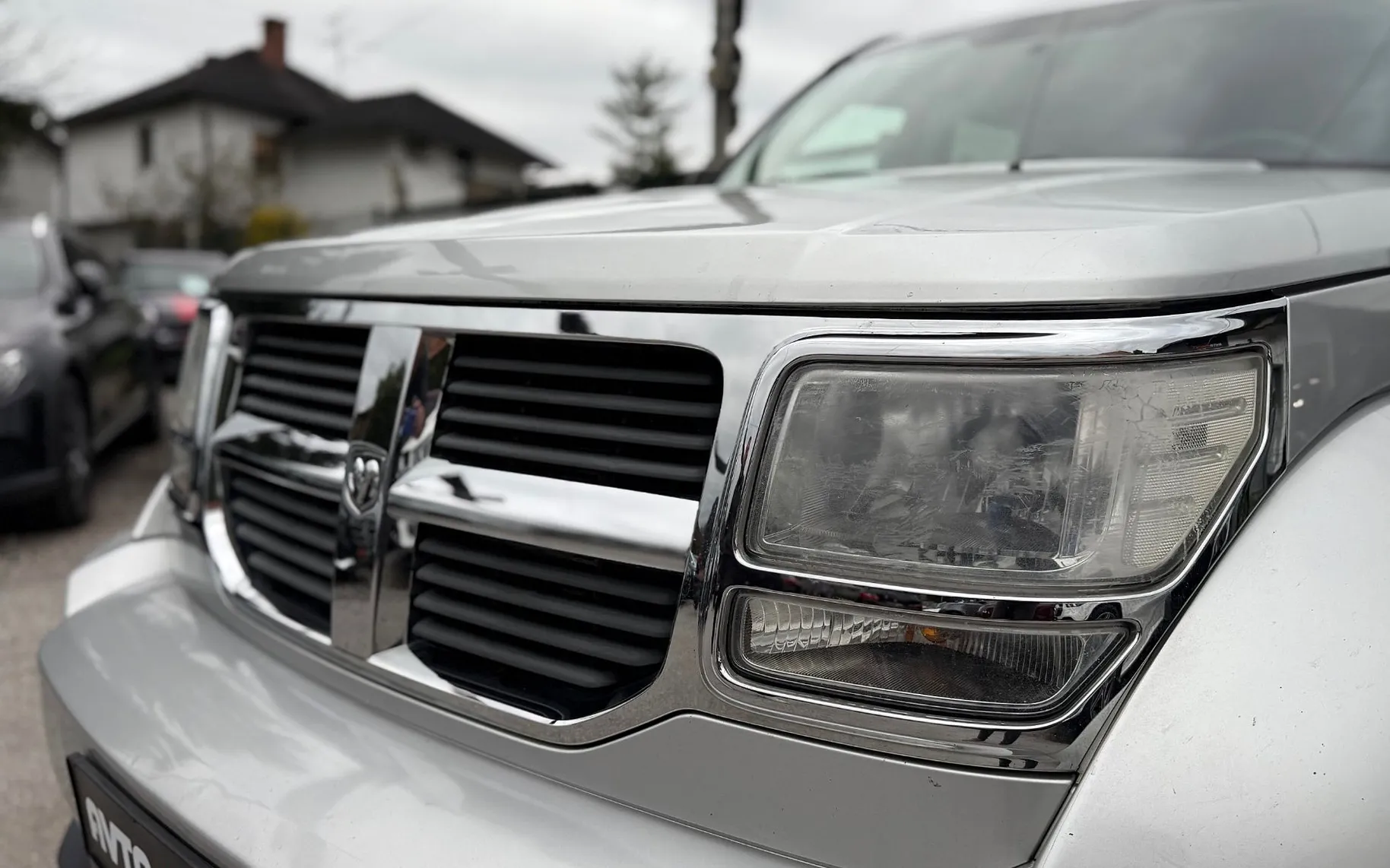 Zunanja slika - Dodge Nitro - 2.8 16V CRD 4WD AUT. SLO.VOZILO MULTIMEDIJA KAMERA - 8