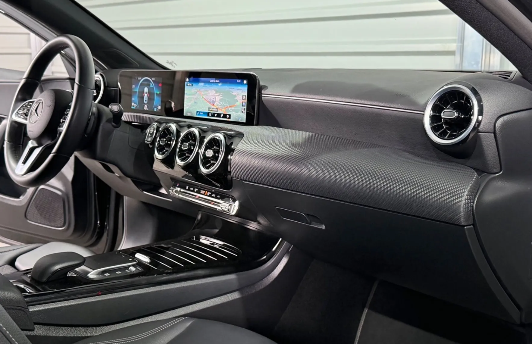 Zunanja slika - Mercedes-Benz A-Razred - LIMUZINA - AKTIVNI TEMP. - KAMERA - NAVI - LED ... - 11