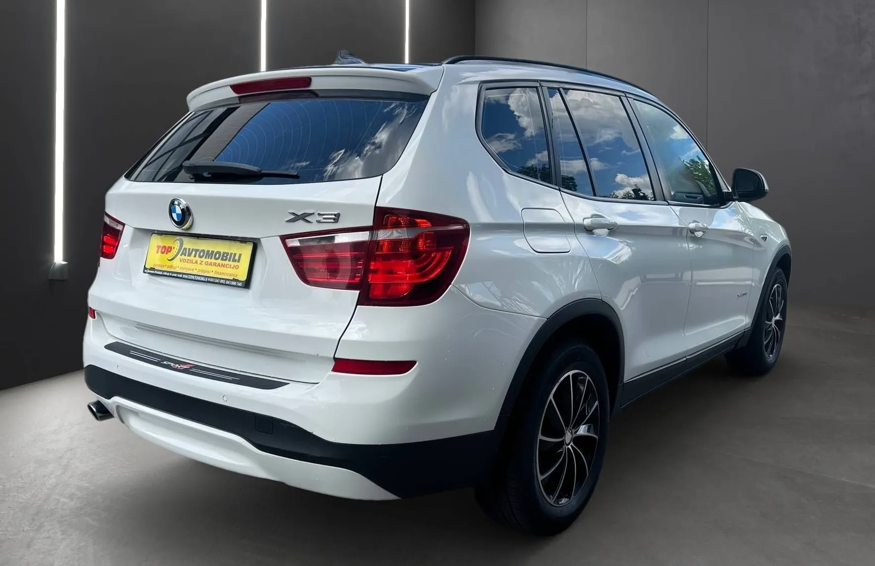 Zunanja slika - BMW X3 - serija :  xDrive 20d AUT. XENON NAVI PDC REDNO SERVISIR.. - 8