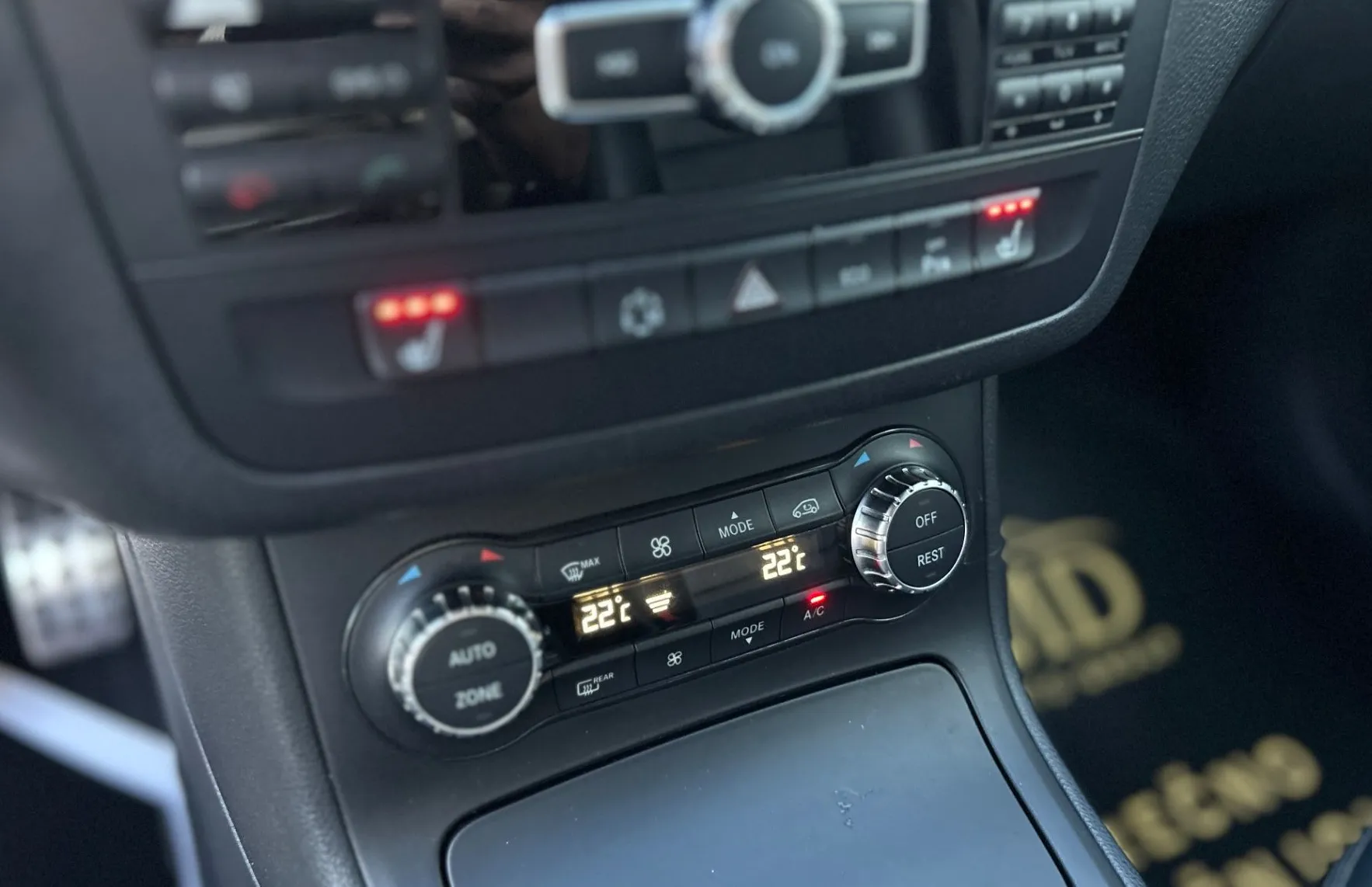 Zunanja slika - Mercedes-Benz B-Razred - B180CDI BlueEFFICIENCY-XSENON-GRETJE SEDEŽEV-18COL - 12