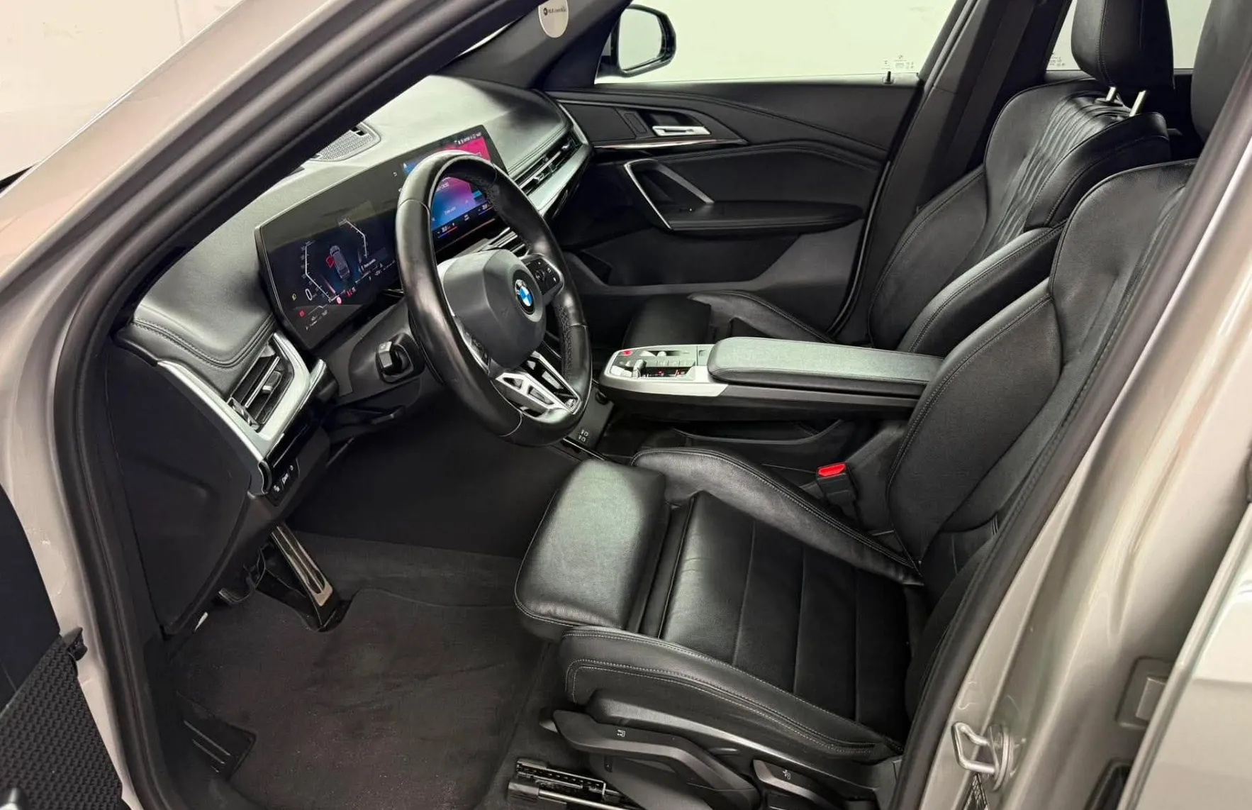 Zunanja slika - BMW X1 - serija : xDrive23i M Sport DKG7.USNJE.LED.KAMERA.ACC.NAVI - 6