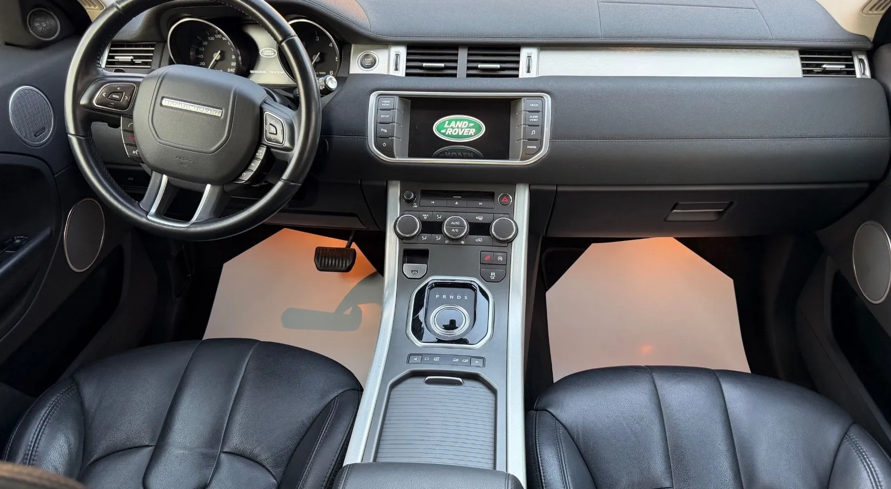 Notranja slika - Land Rover Range Rover Evoque - 4x4 - 8