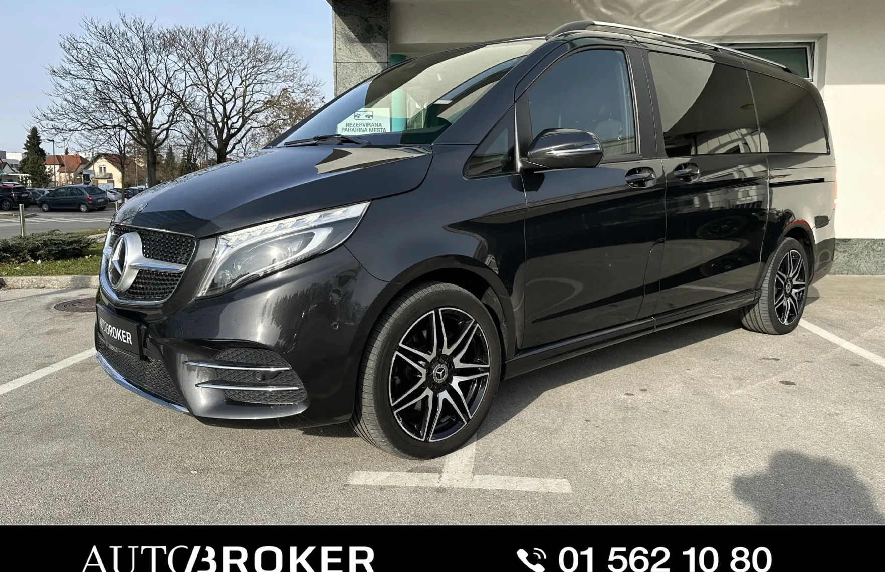 Zunanja slika - Mercedes-Benz V-Razred - V 300 d 4MATIC AMG-LINE - 1