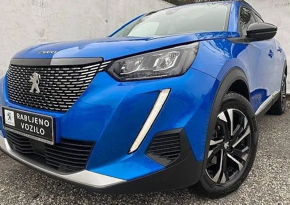 Zunanja slika - Peugeot 2008 - ALLURE PACK 1.2 130KM + JAMSTVO - 2