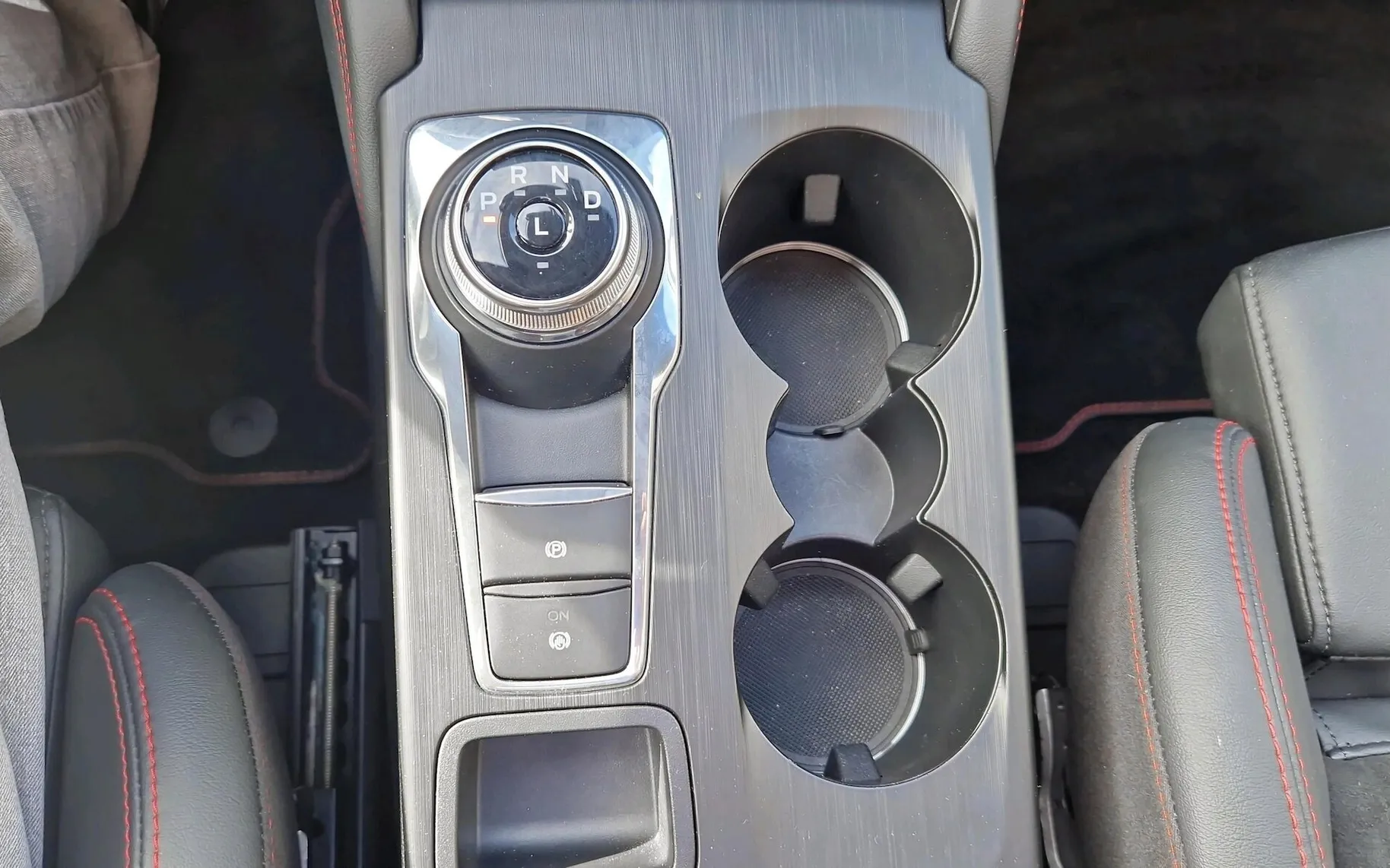 Zunanja slika - Ford Kuga - 2.5 HYBRID PHEV ST-Line CVT-SLO-LED-RADAR-NAVI-360 - 21