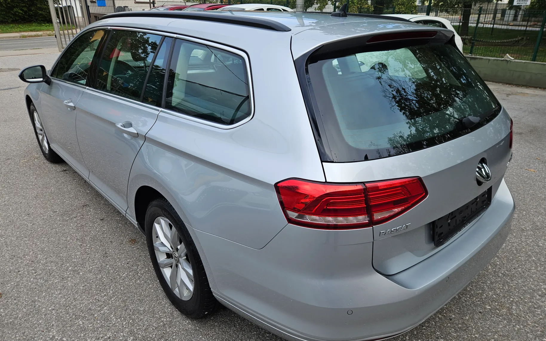 Zunanja slika - Volkswagen Passat - Variant 2,0 TDI BMT Highline - 3