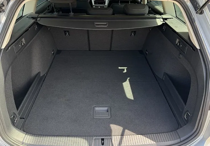 Zunanja slika - Volkswagen Passat - Variant 2.0 TDI Comfortline avt.-RADAR-SENZORJI-KREDIT - 11