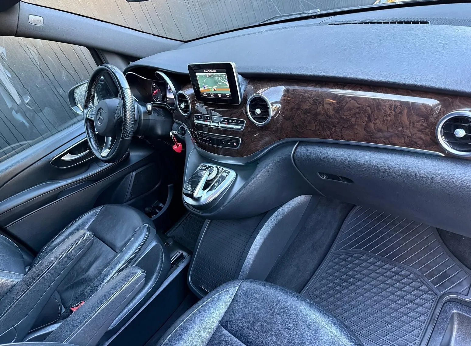Zunanja slika - Mercedes-Benz V-Razred - V 250d  dolgi-EL.VRATA-VK-USNJE-NAVI-7+1-KAM360... - 9