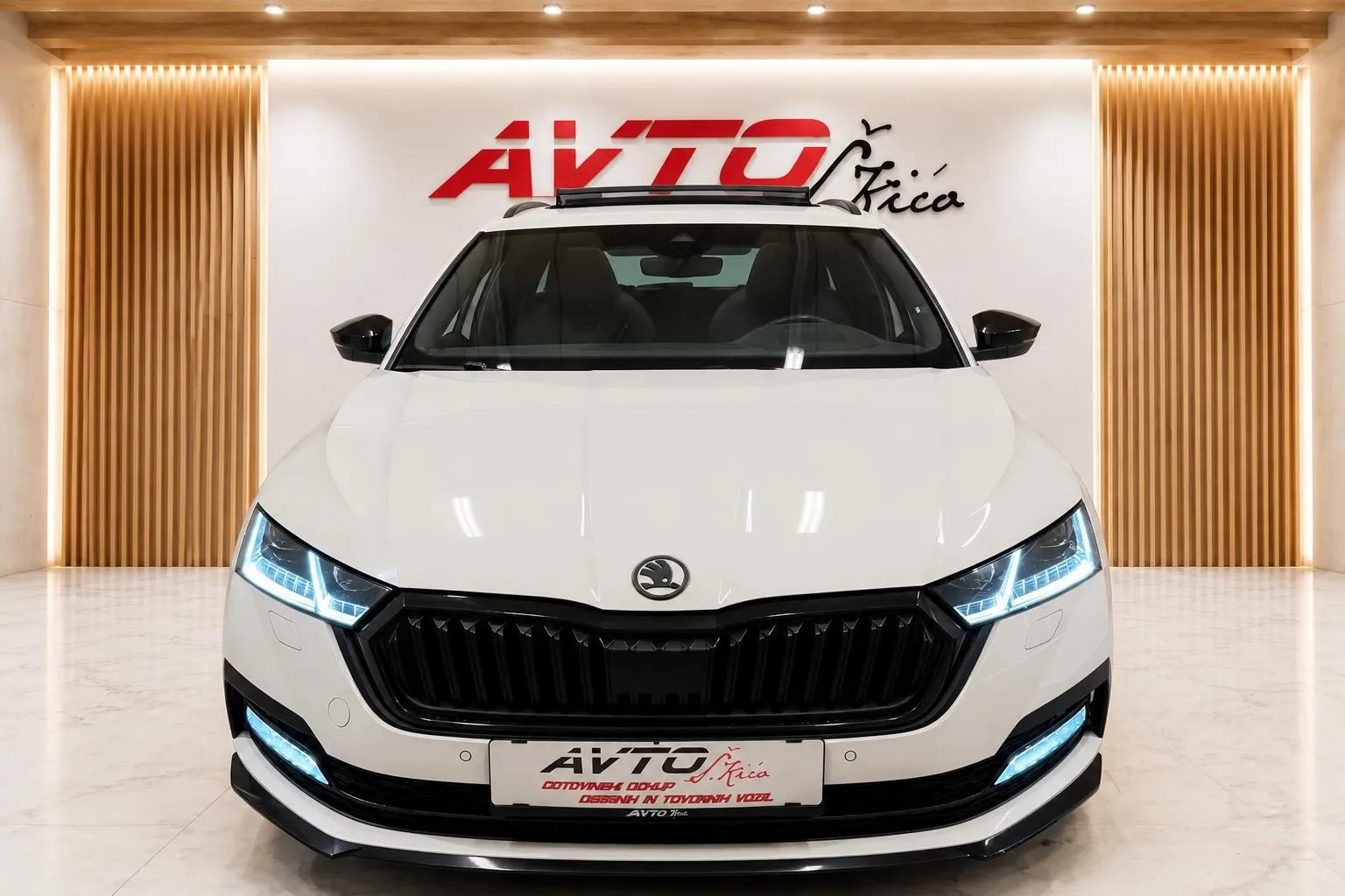 Notranja slika - Škoda Octavia - 2.0 TDI-SPORTLINE-VIRTUAL-PANO-MATRIX-KAMERA-DSG - 7