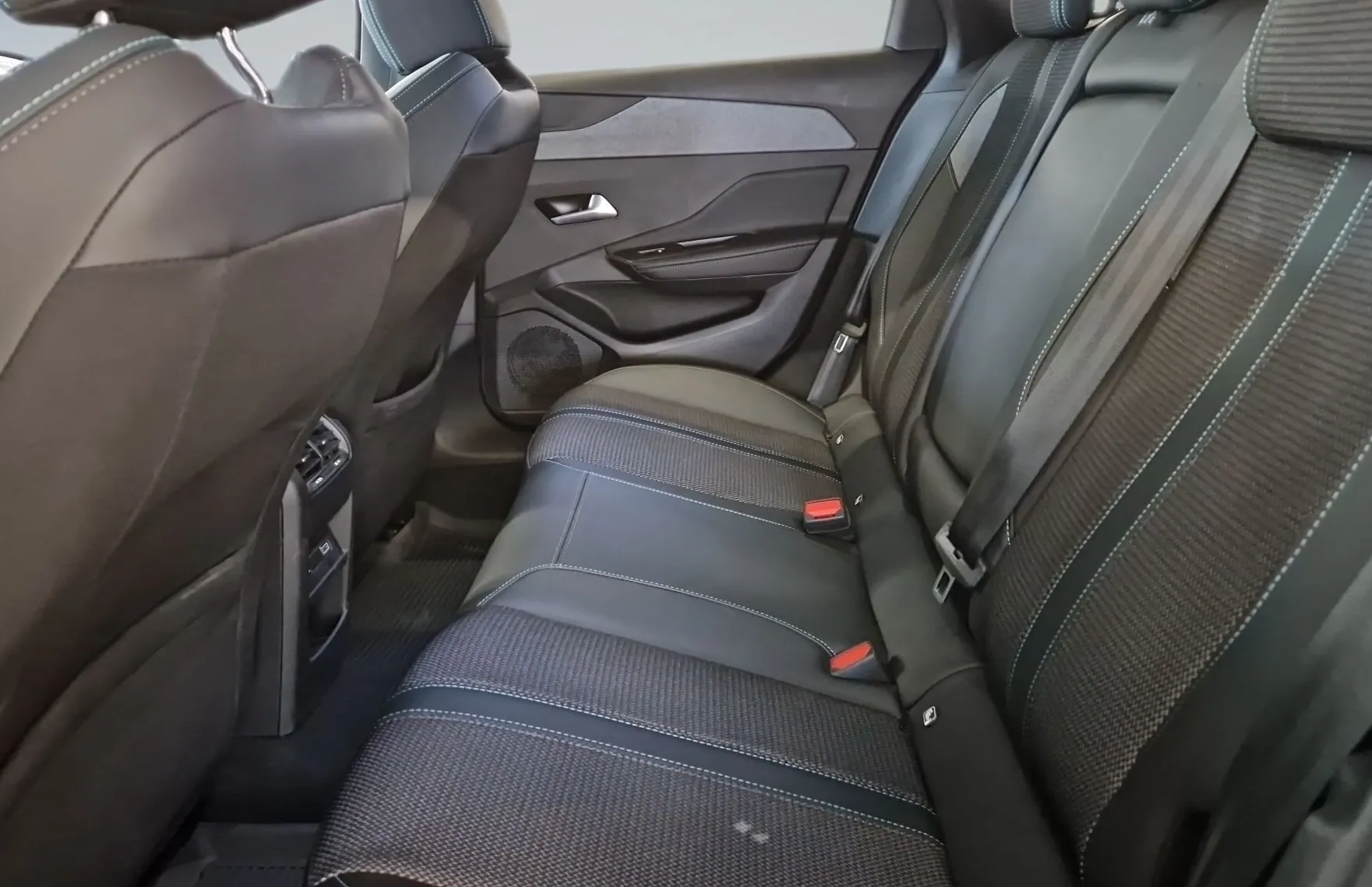 Zunanja slika - Peugeot 308 - SW 1.5 BlueHDI 130 Allure Avt. - 11