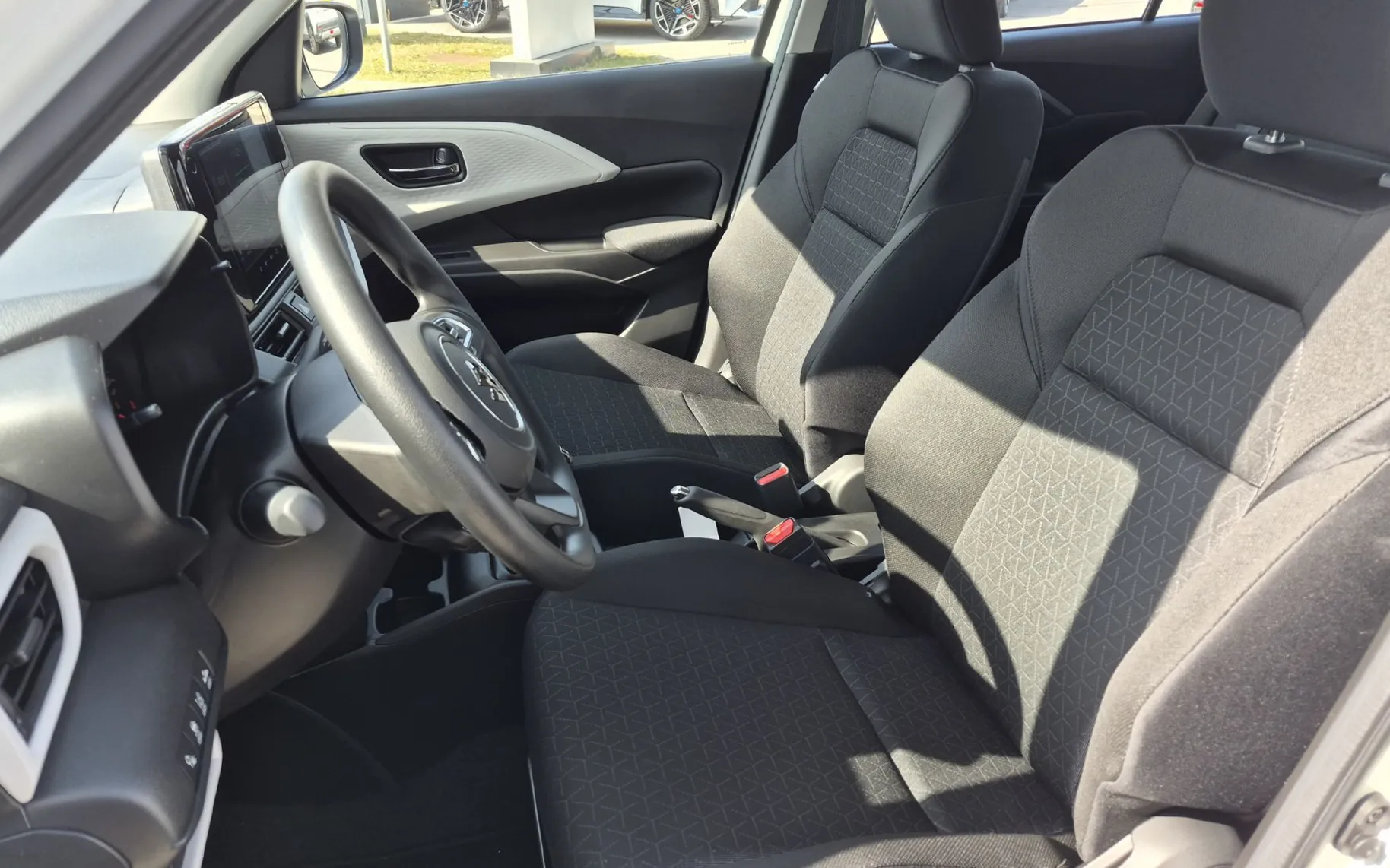Zunanja slika - Suzuki Swift - 1.2 HIBRID COMFORT - 9