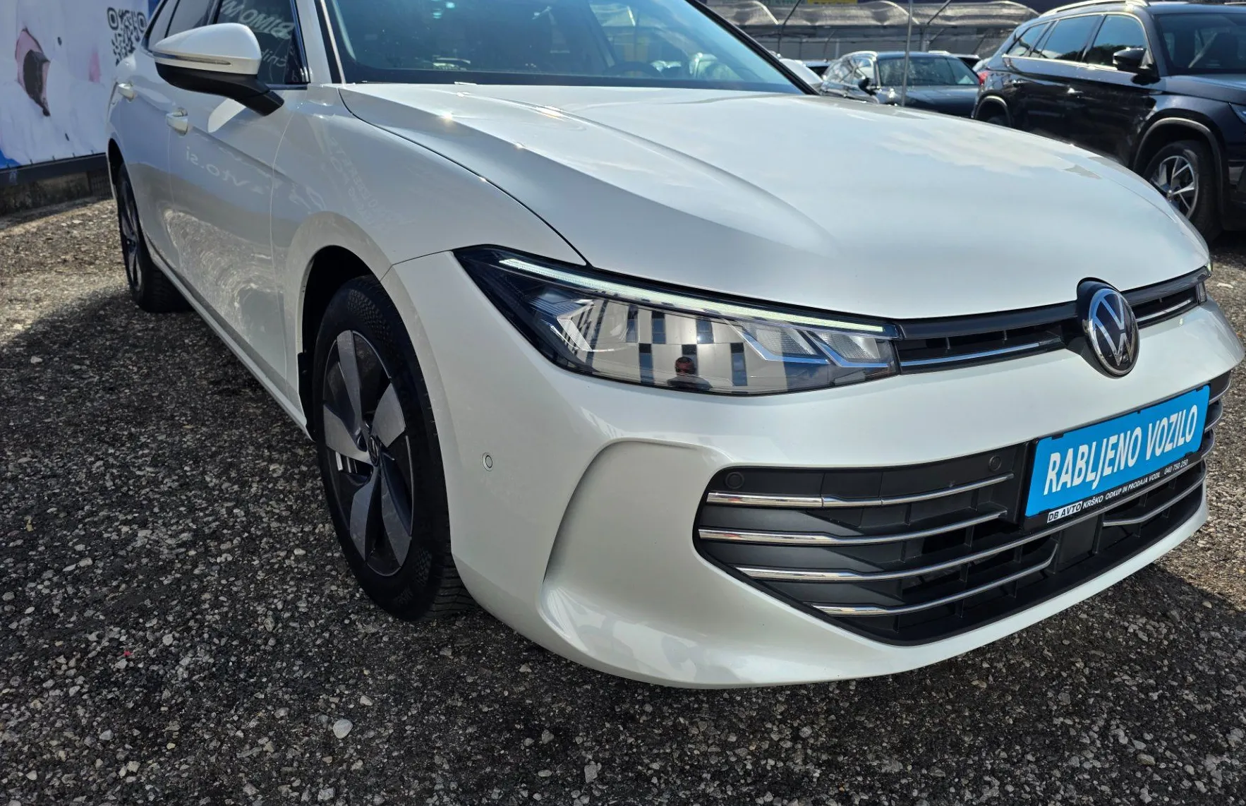 Zunanja slika - Volkswagen Passat - Variant 1.5 eTSI BMT Business DSG -PERLA BELA- beri opombe - 2