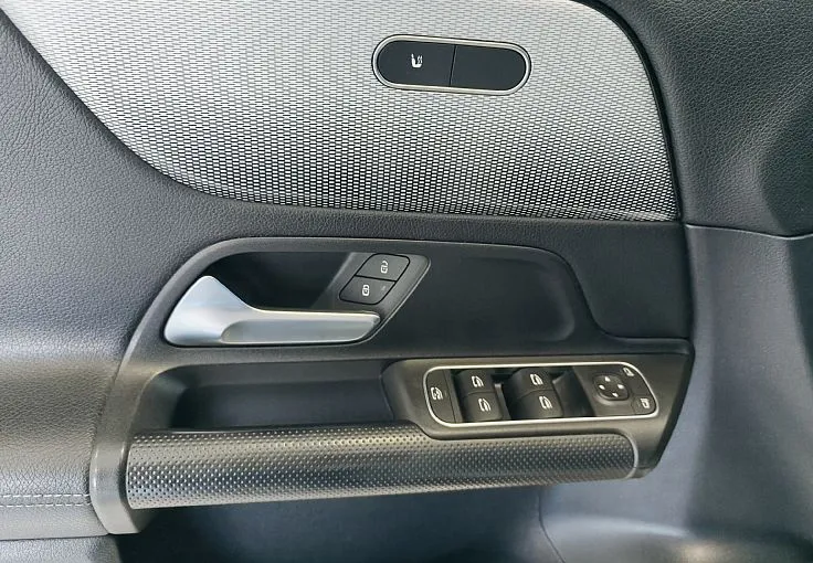 Zunanja slika - Mercedes-Benz GLB-Razred - 180 d PRO WIDE SCREEN-KAM-DAB-LED-GRETJE S-VIDEO - 8