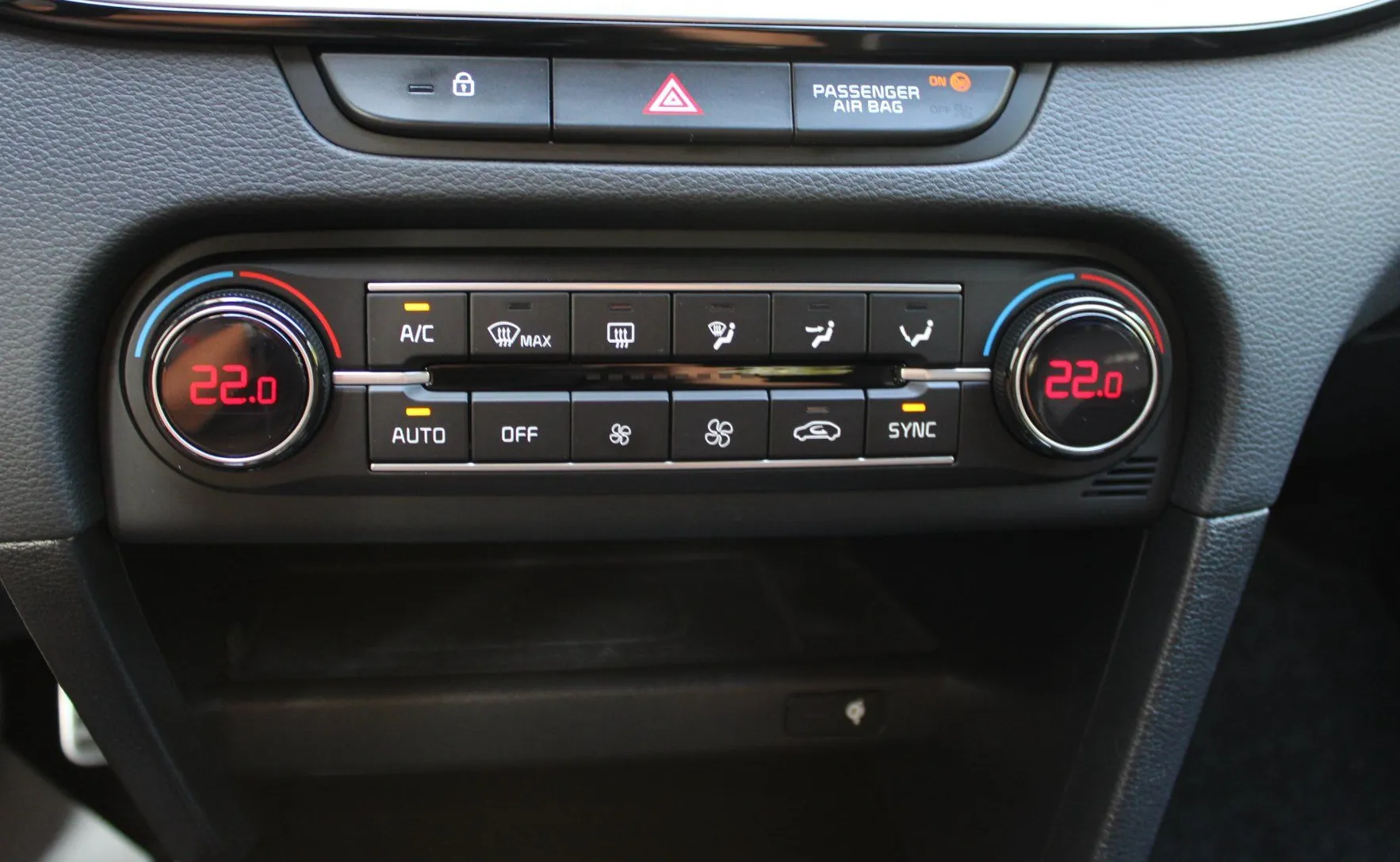 Zunanja slika - KIA Ceed - SW  SW 1.6 CRDi MHEV GT-Line ISG DCT - 19