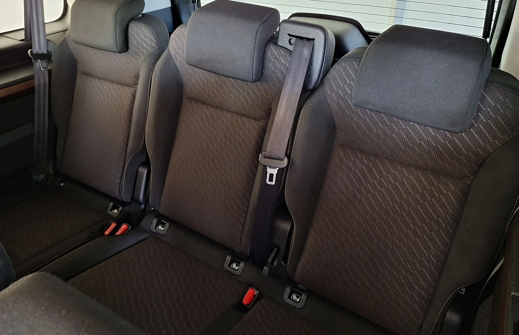 Zunanja slika - Toyota Proace - Verso 2.0 D-4D Family Medium Black Pack... - 14