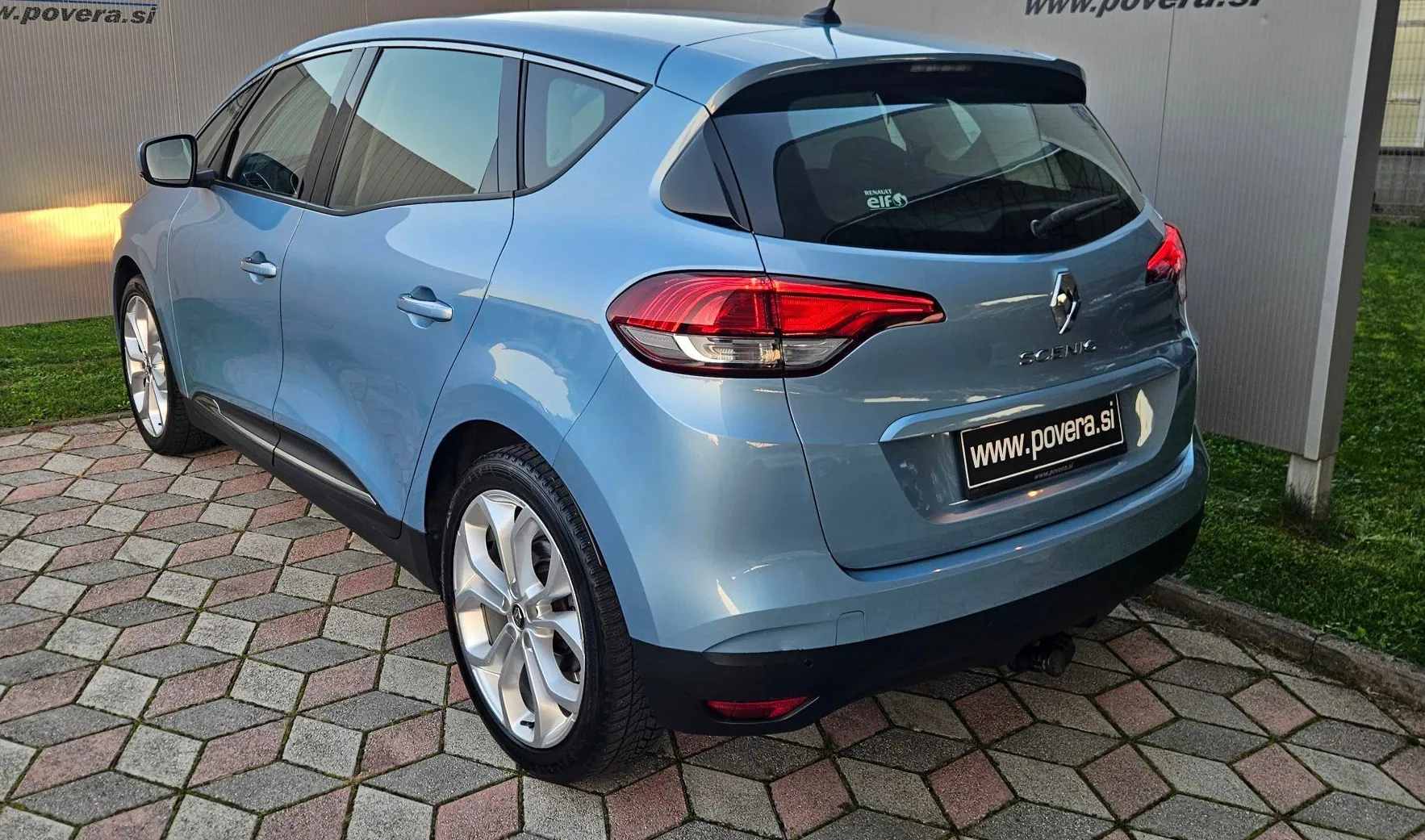 Zunanja slika - Renault Scénic - Scenic TCe 115 Zen+SLO poreklo+20 Col+ Priklop - 8